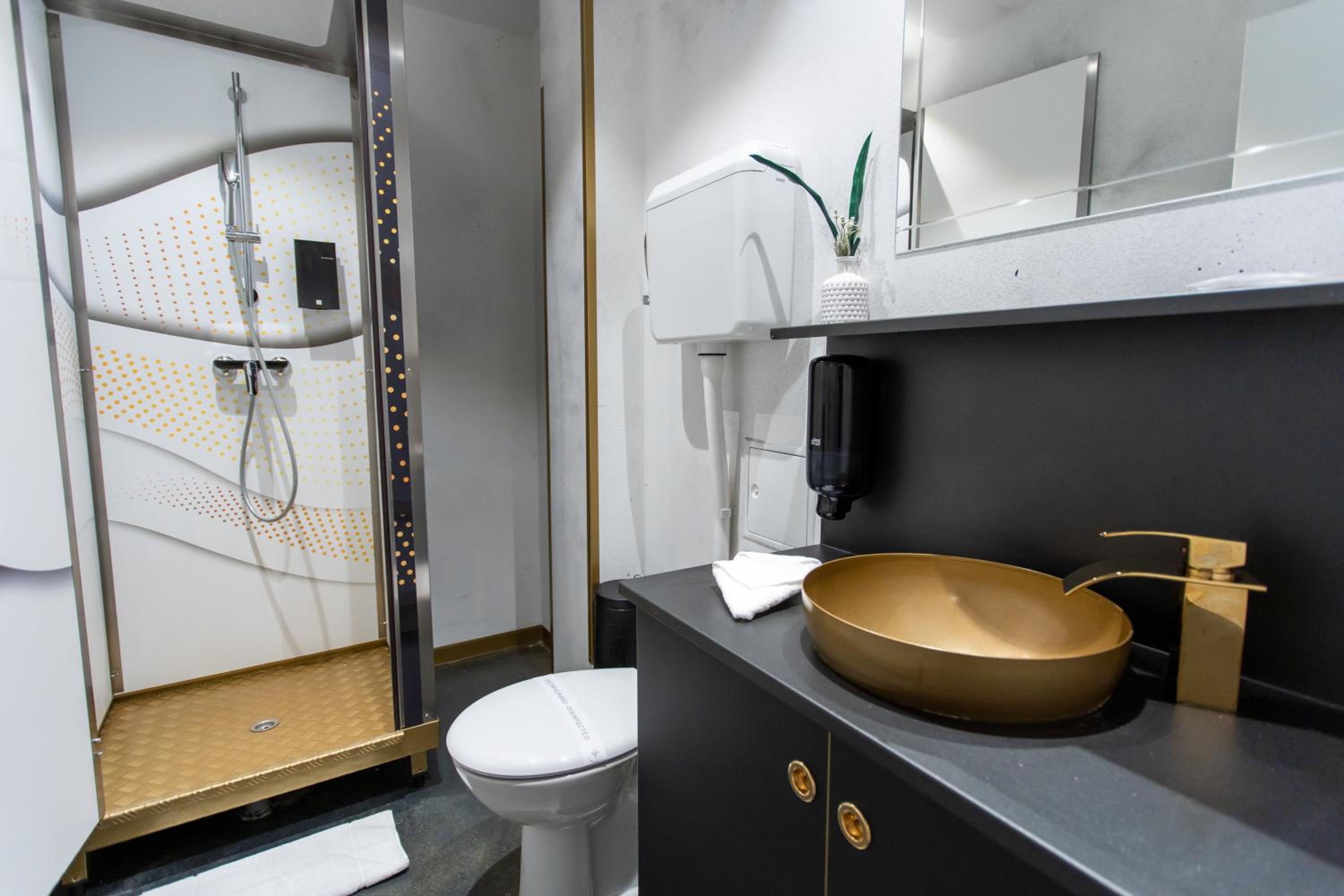 Deluxe Double or Twin Room with City View