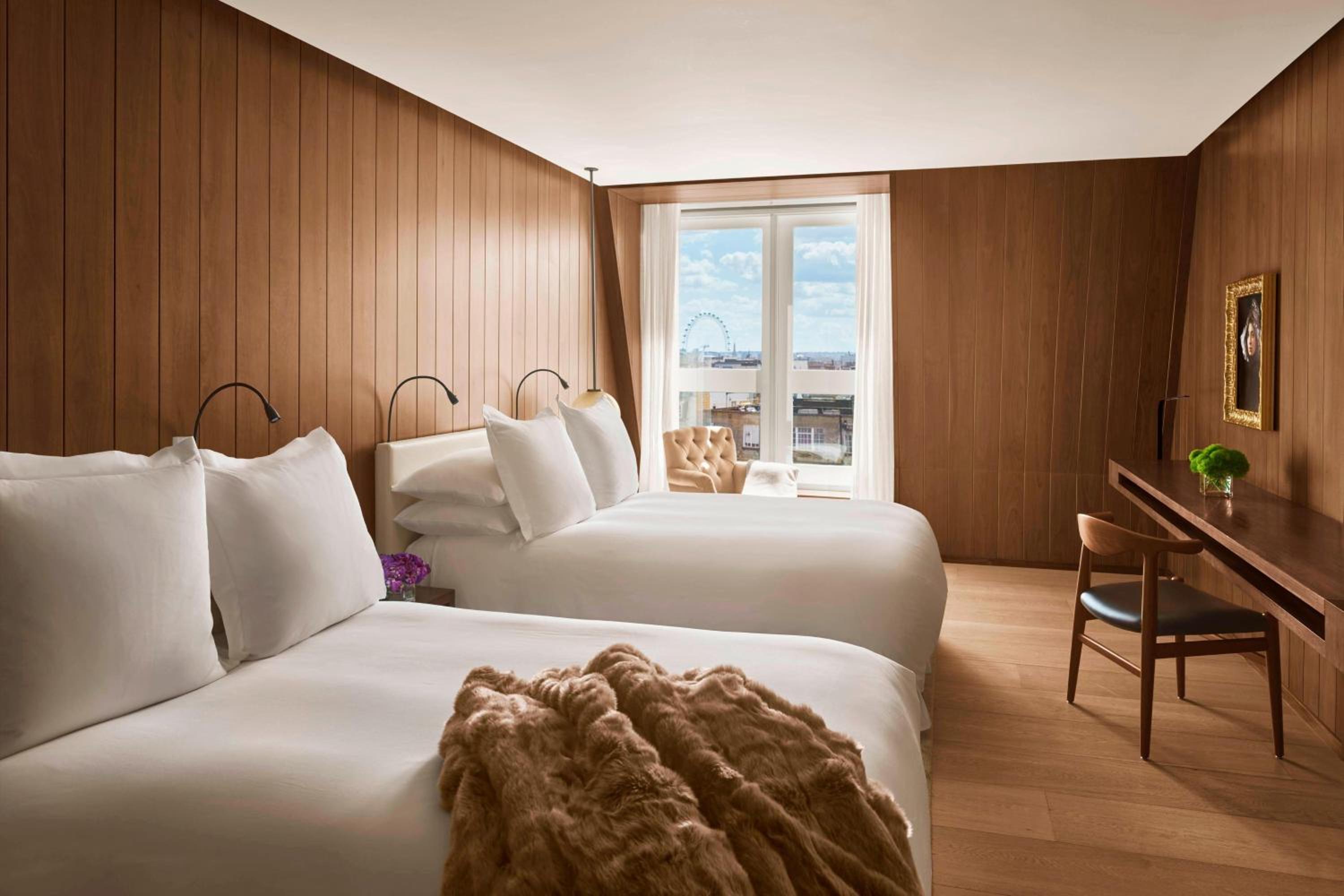 Family Room, 2 Double