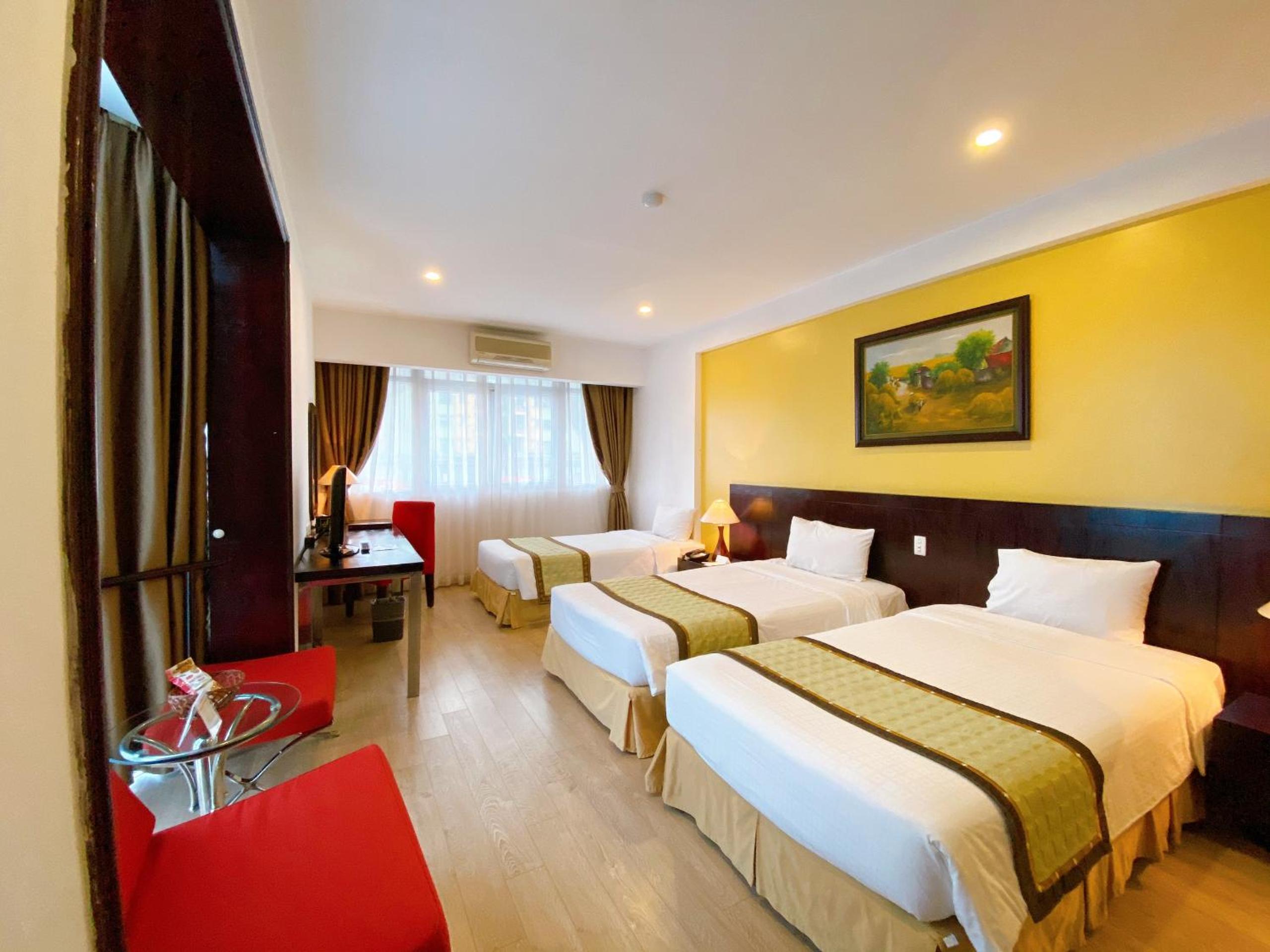 Deluxe Triple Room