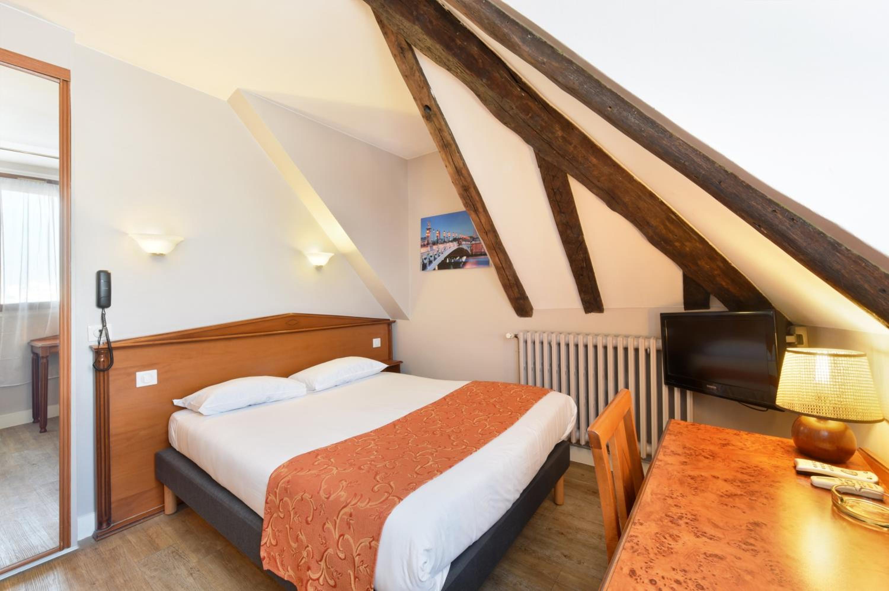 Superior Single Room