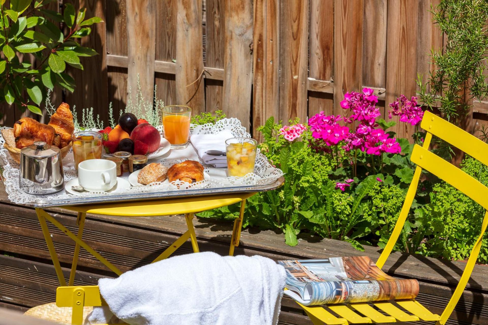 Deluxe Room with Terrace