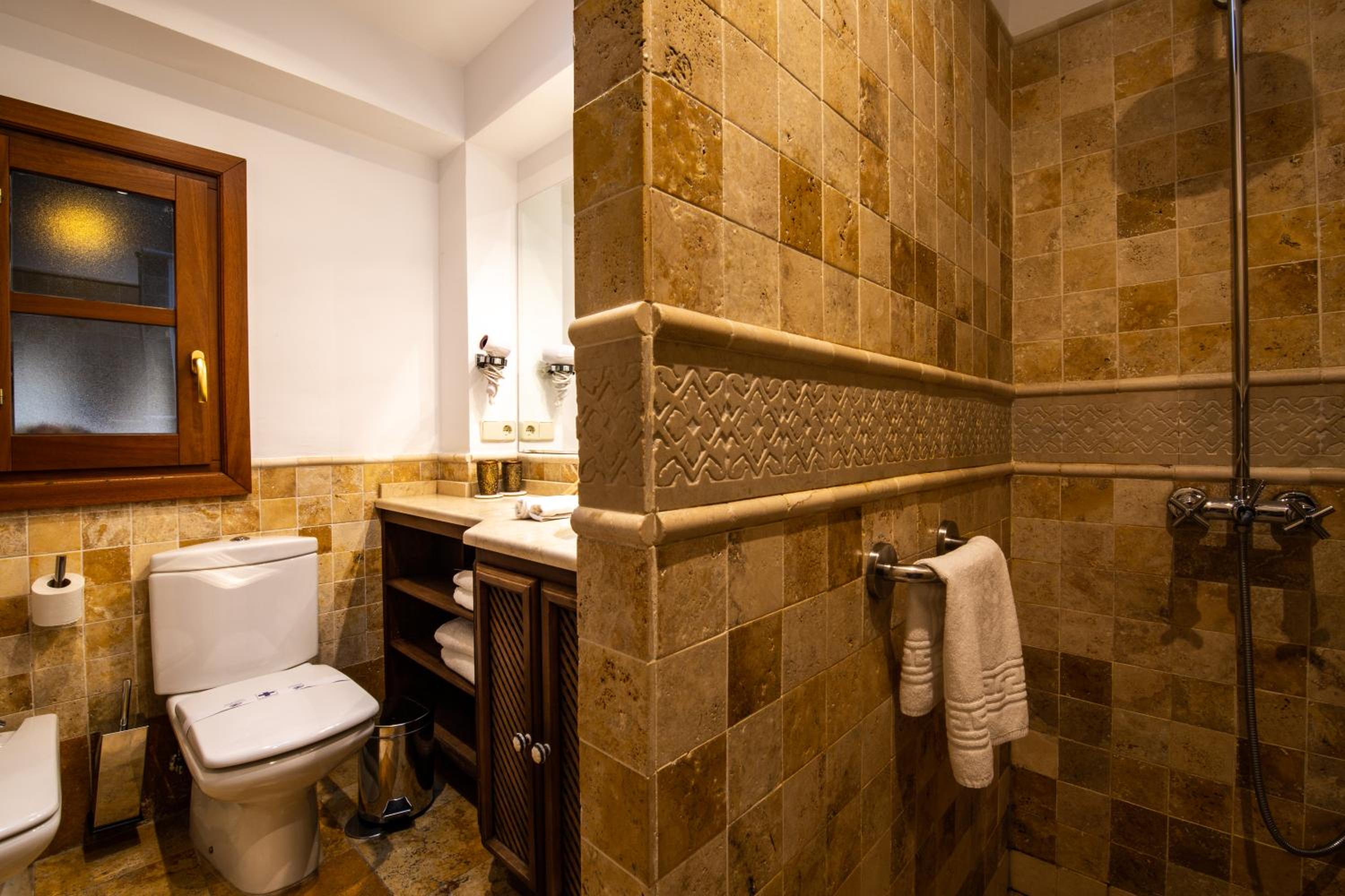 Junior Suite With Balcony - City View