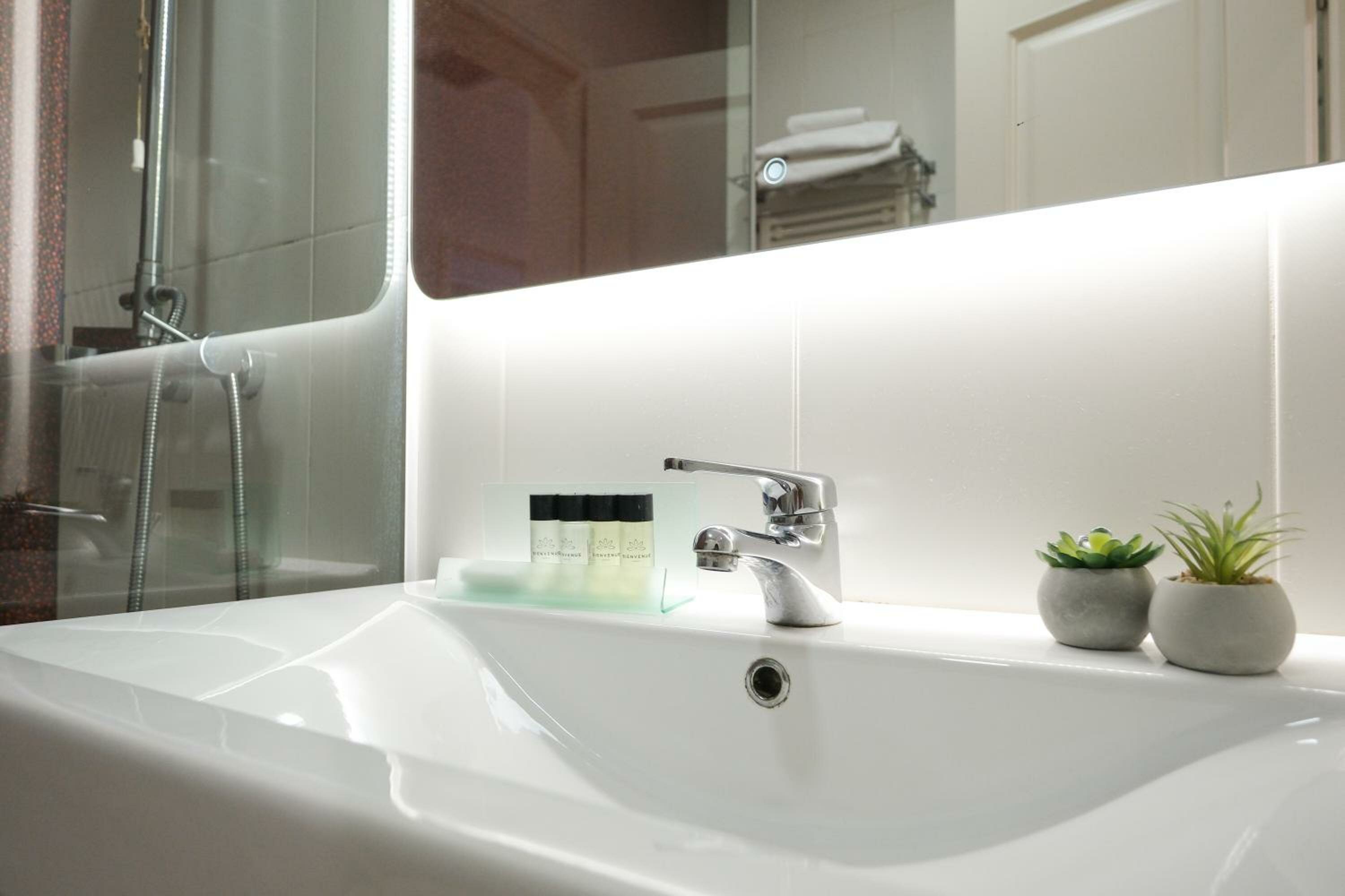 Superior Family Room