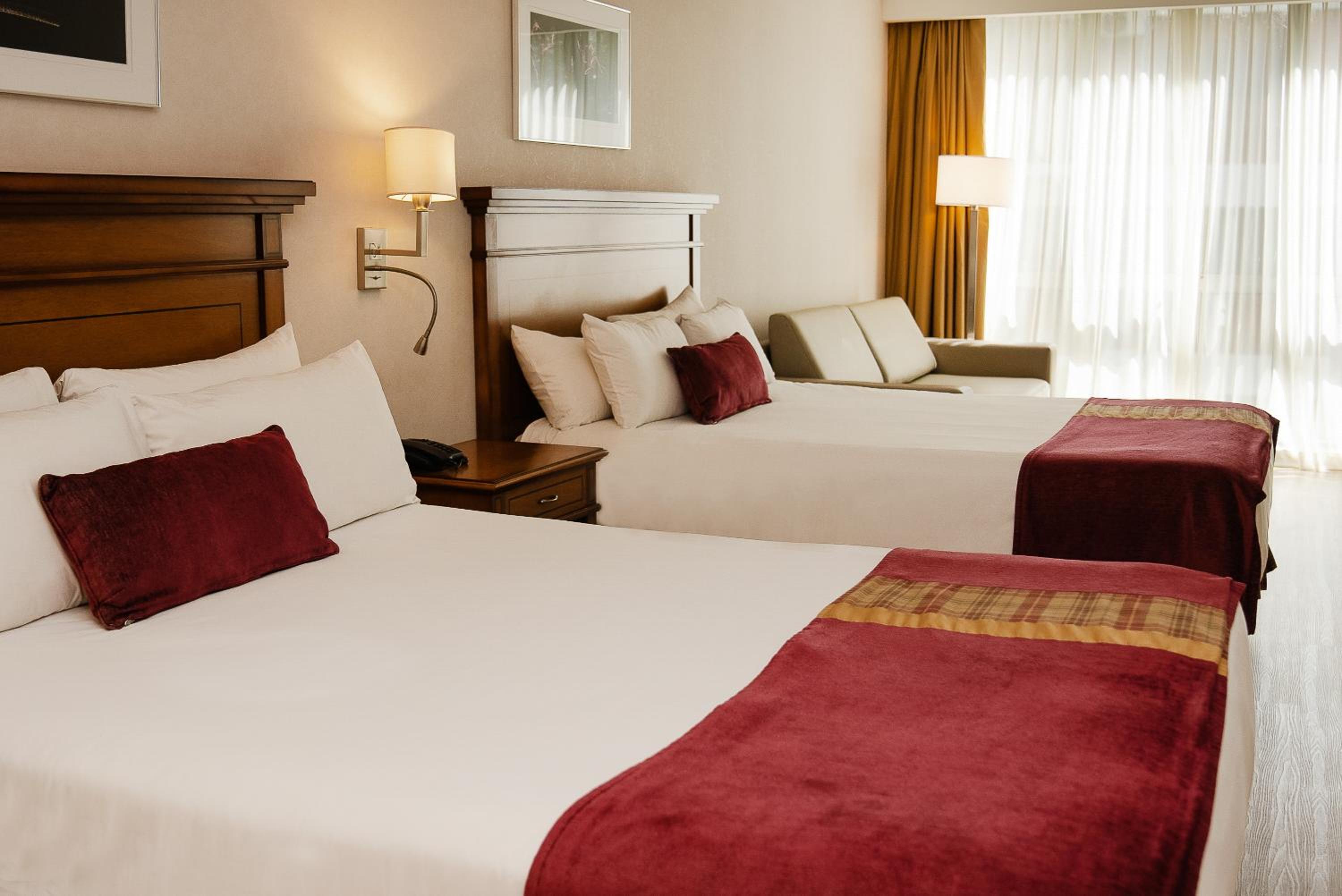 Deluxe Room with Hydro