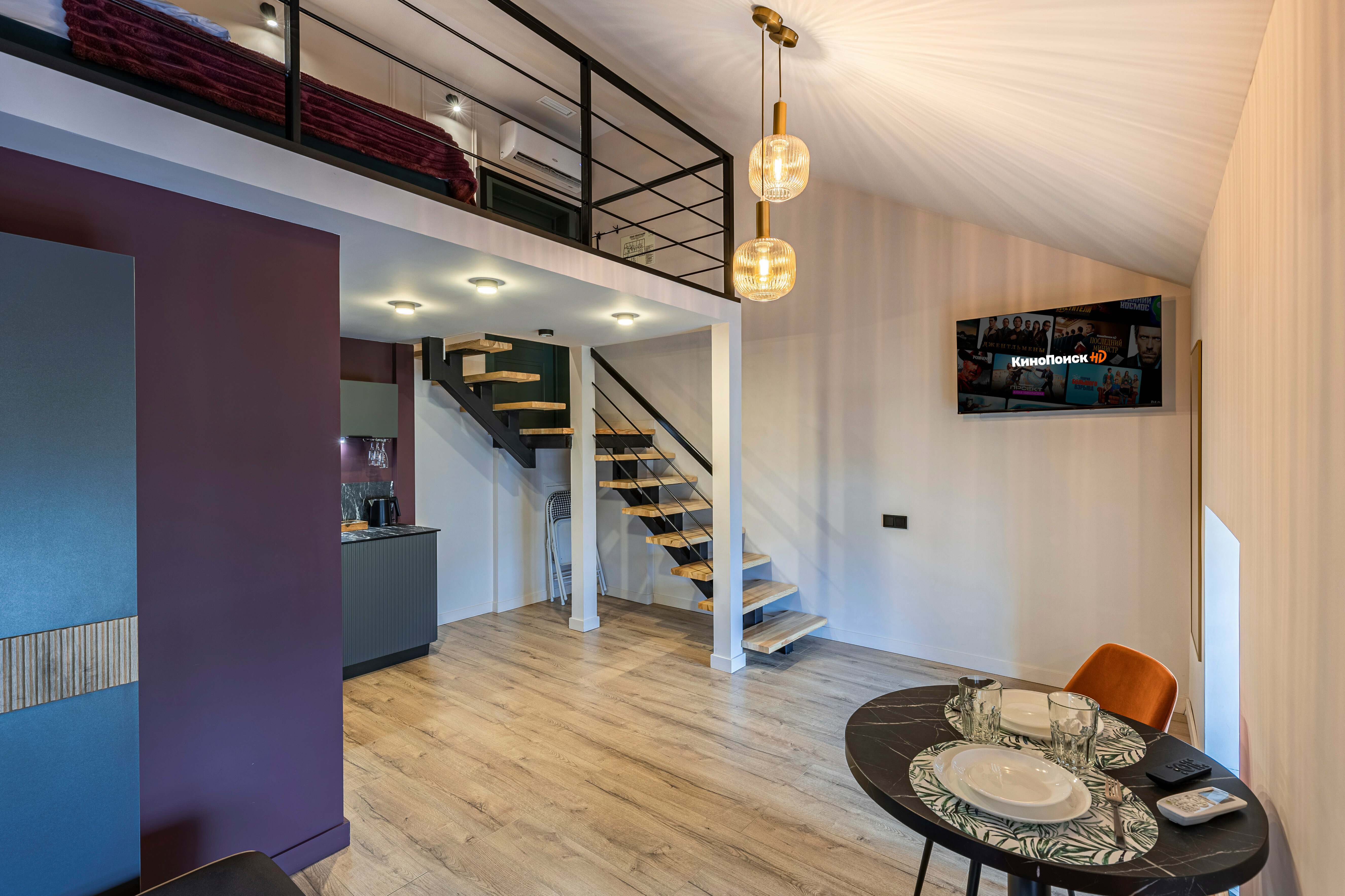 Двухуровневый четырехместный номер