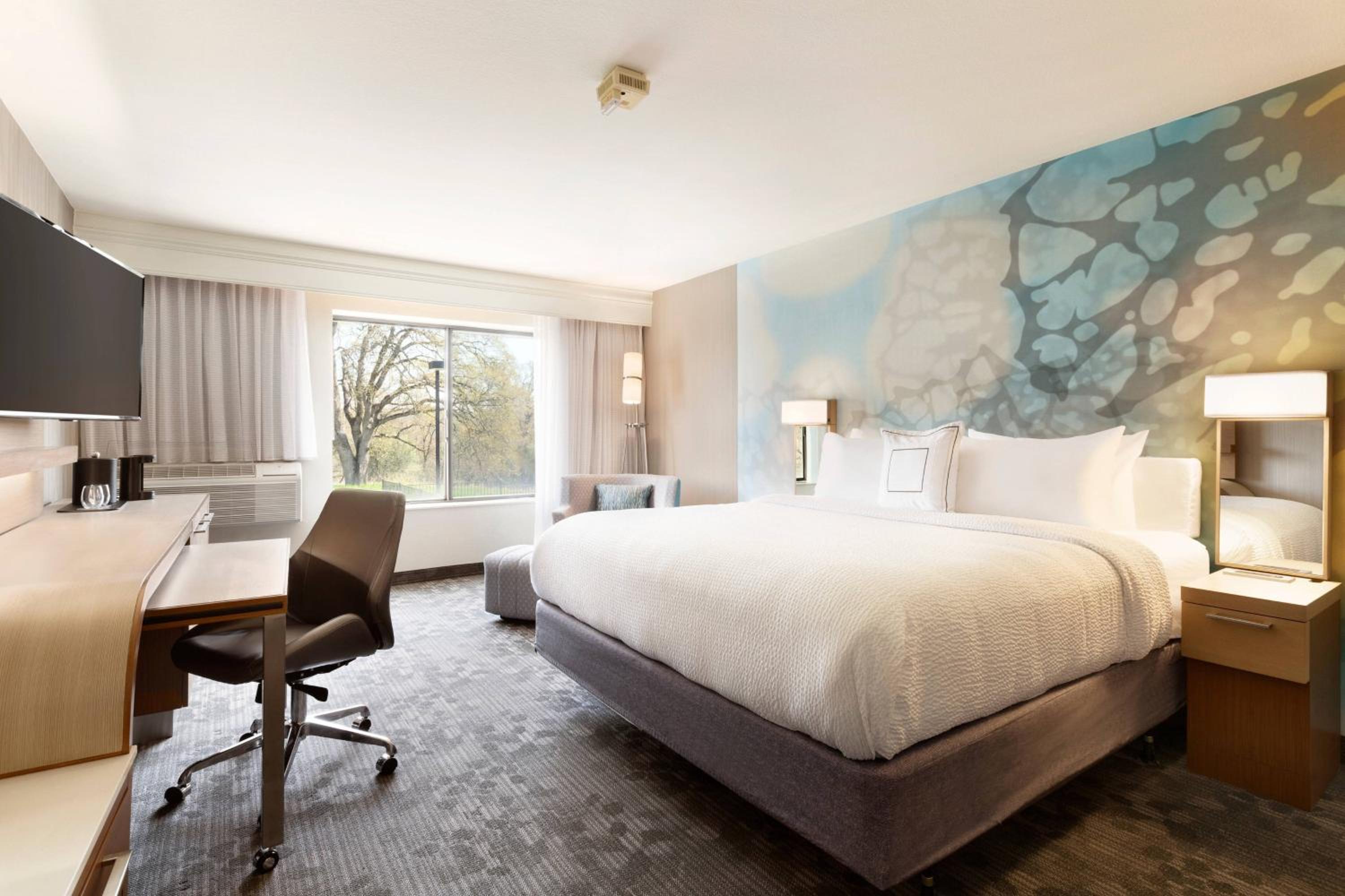 King Room with Sofa Bed