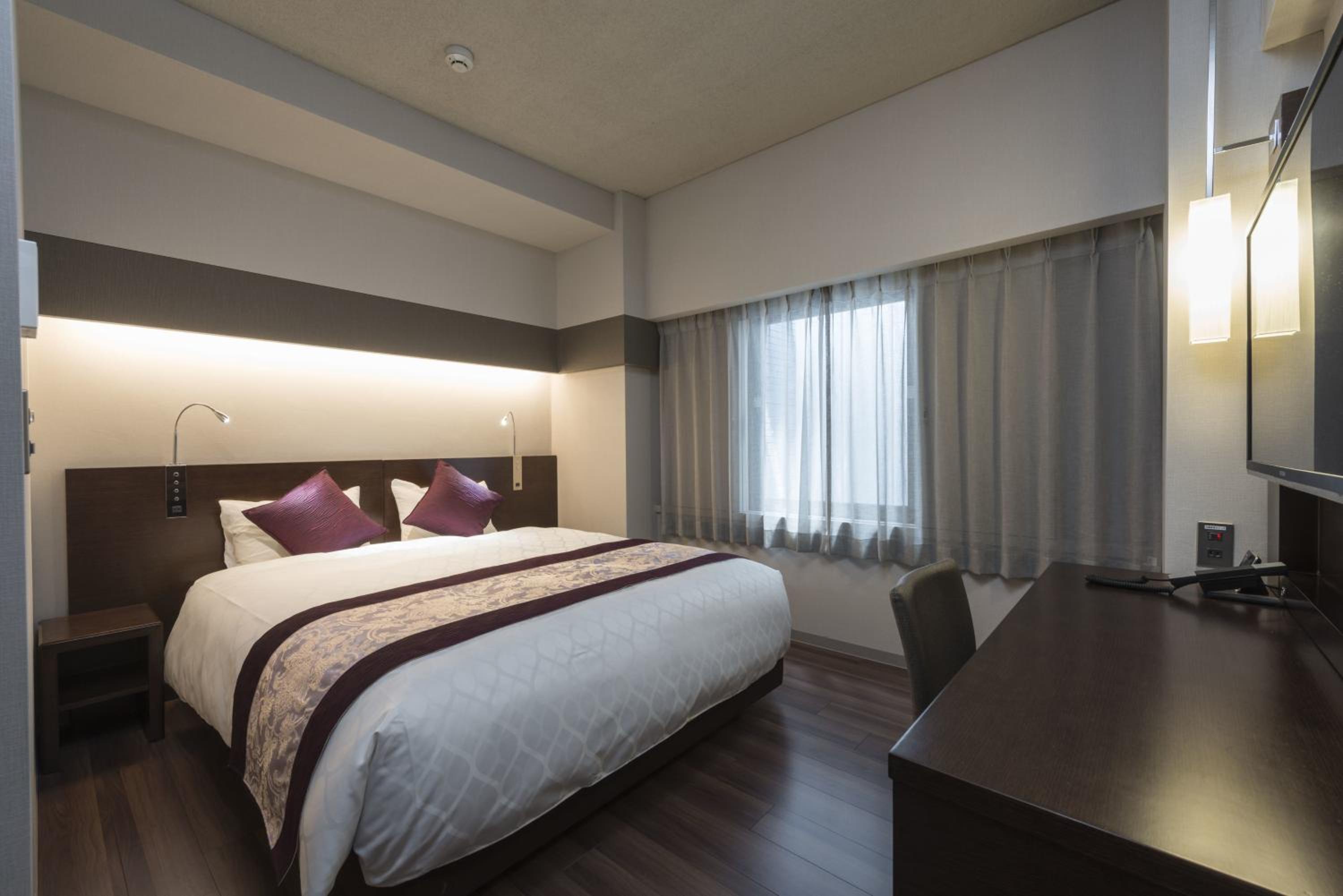 Double Room - Non-Smoking 