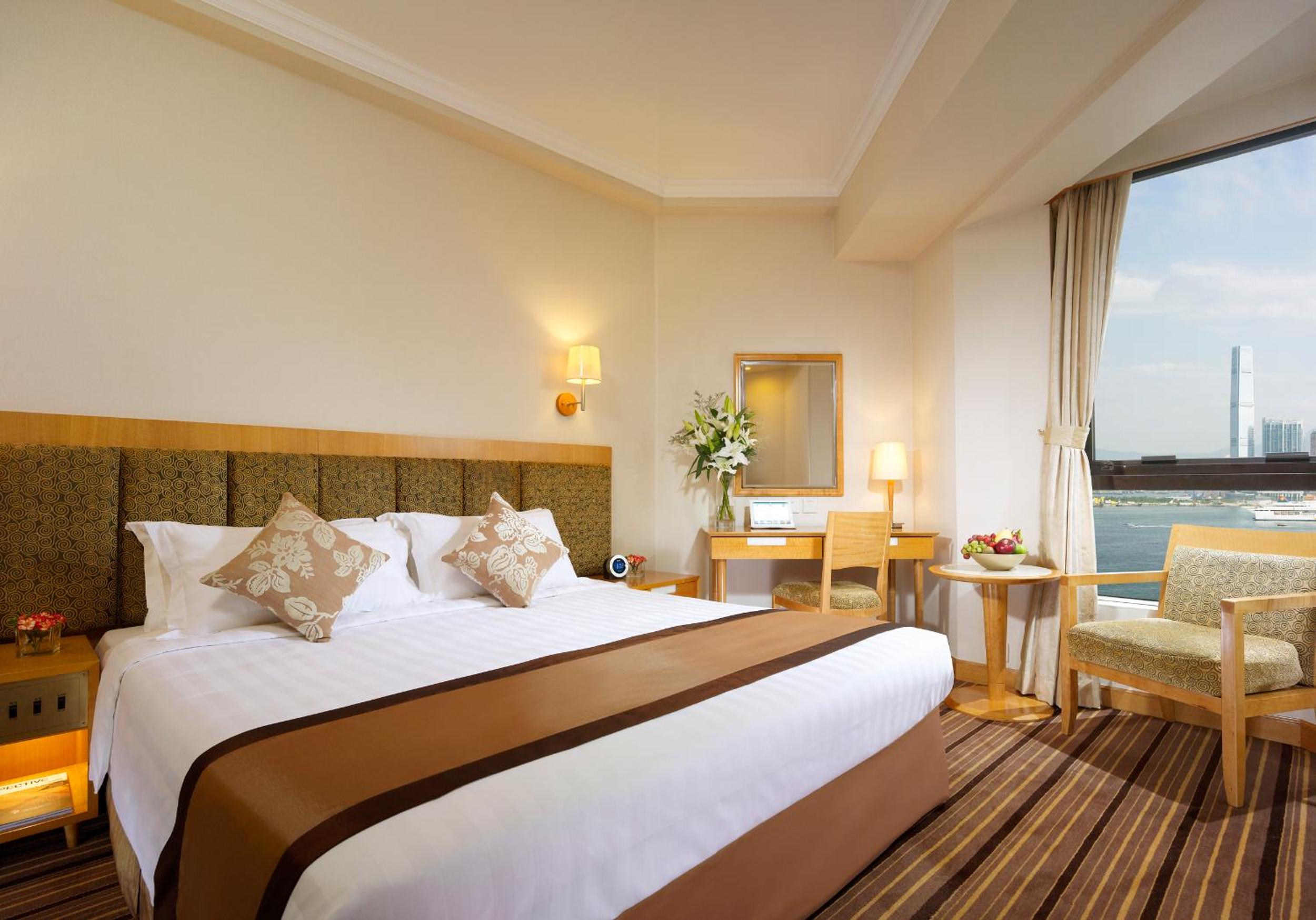 Executive Queen Room