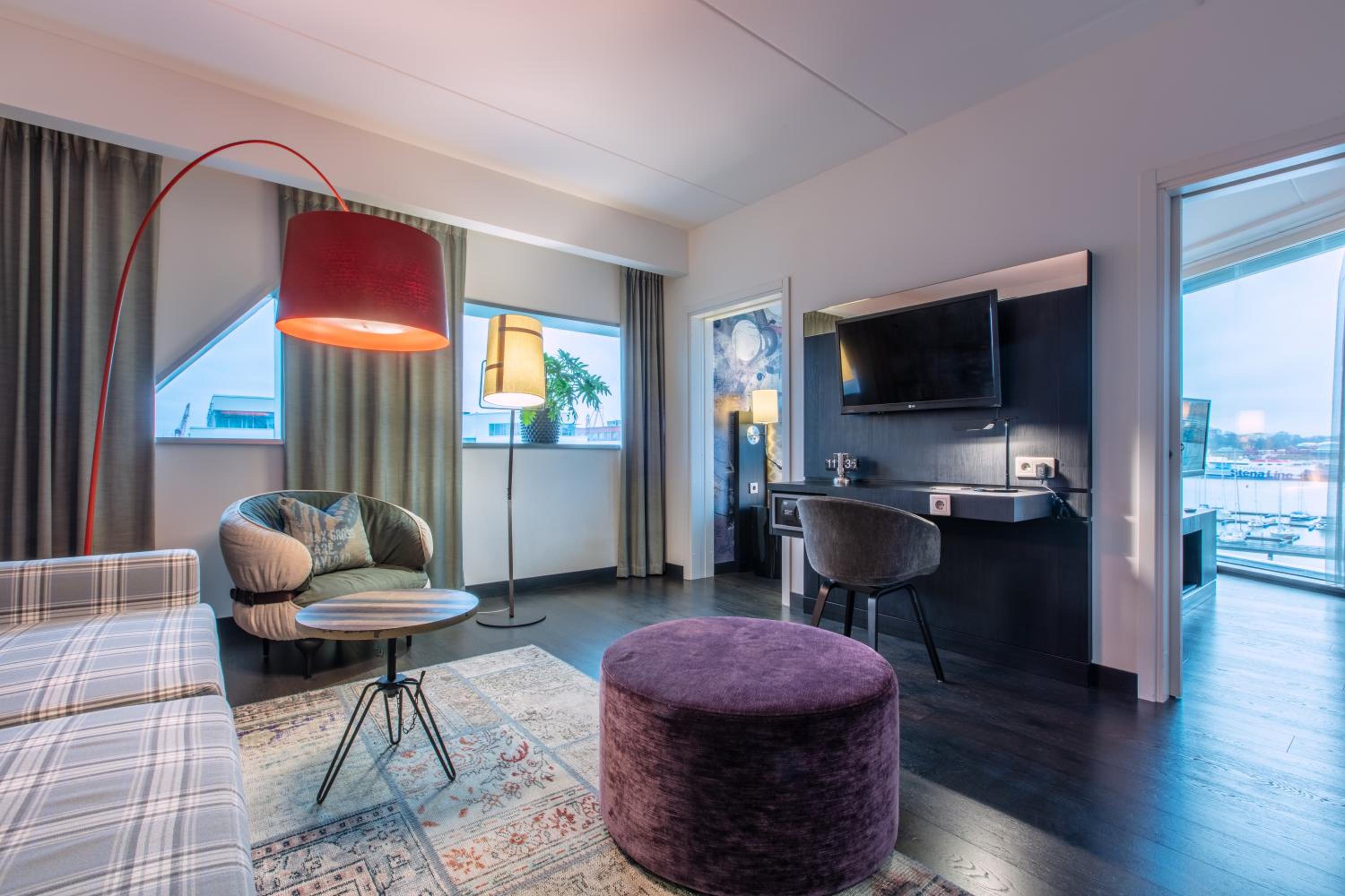 Suite with River View