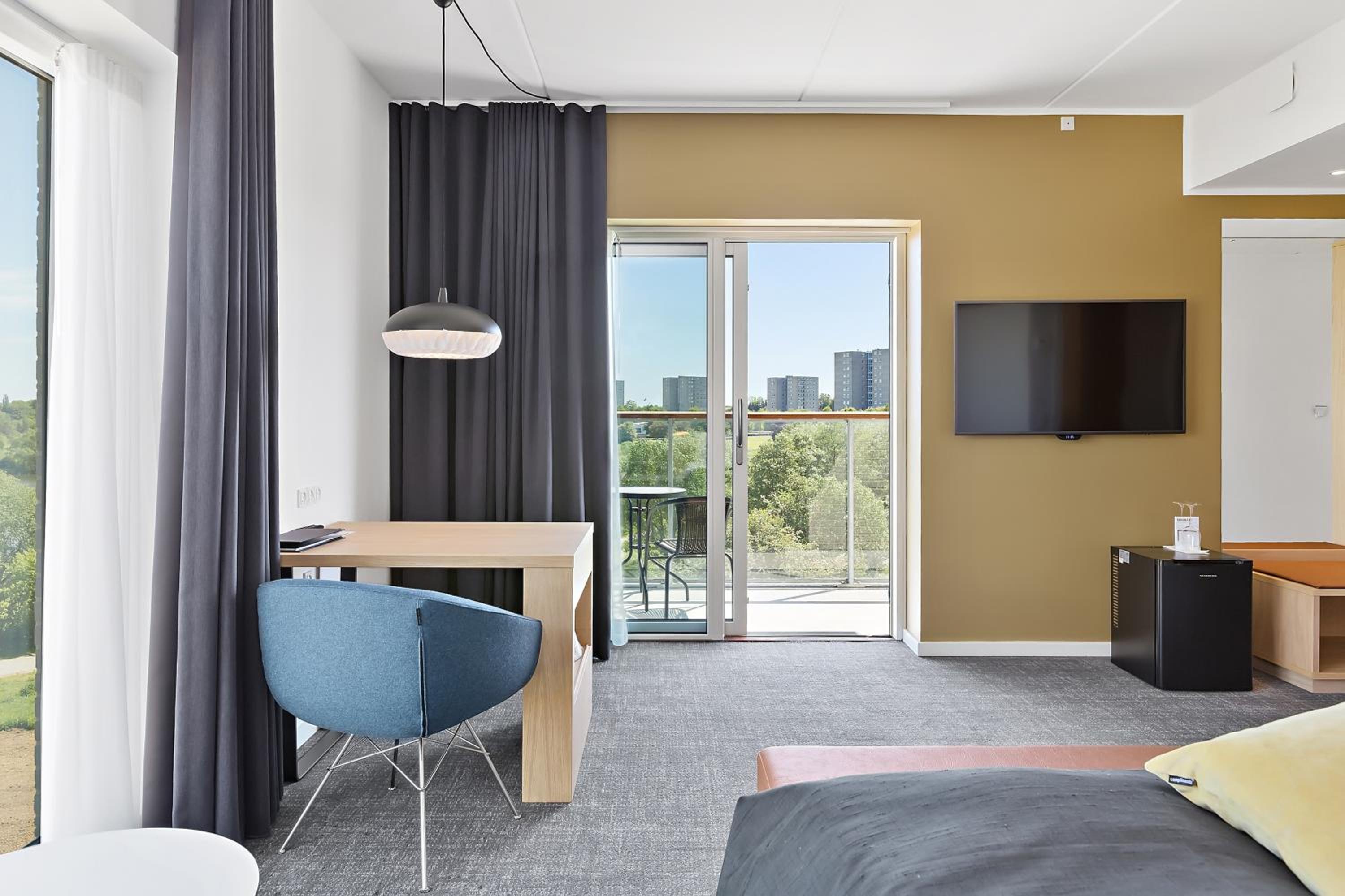 Superior King Room with Balcony or Terrace