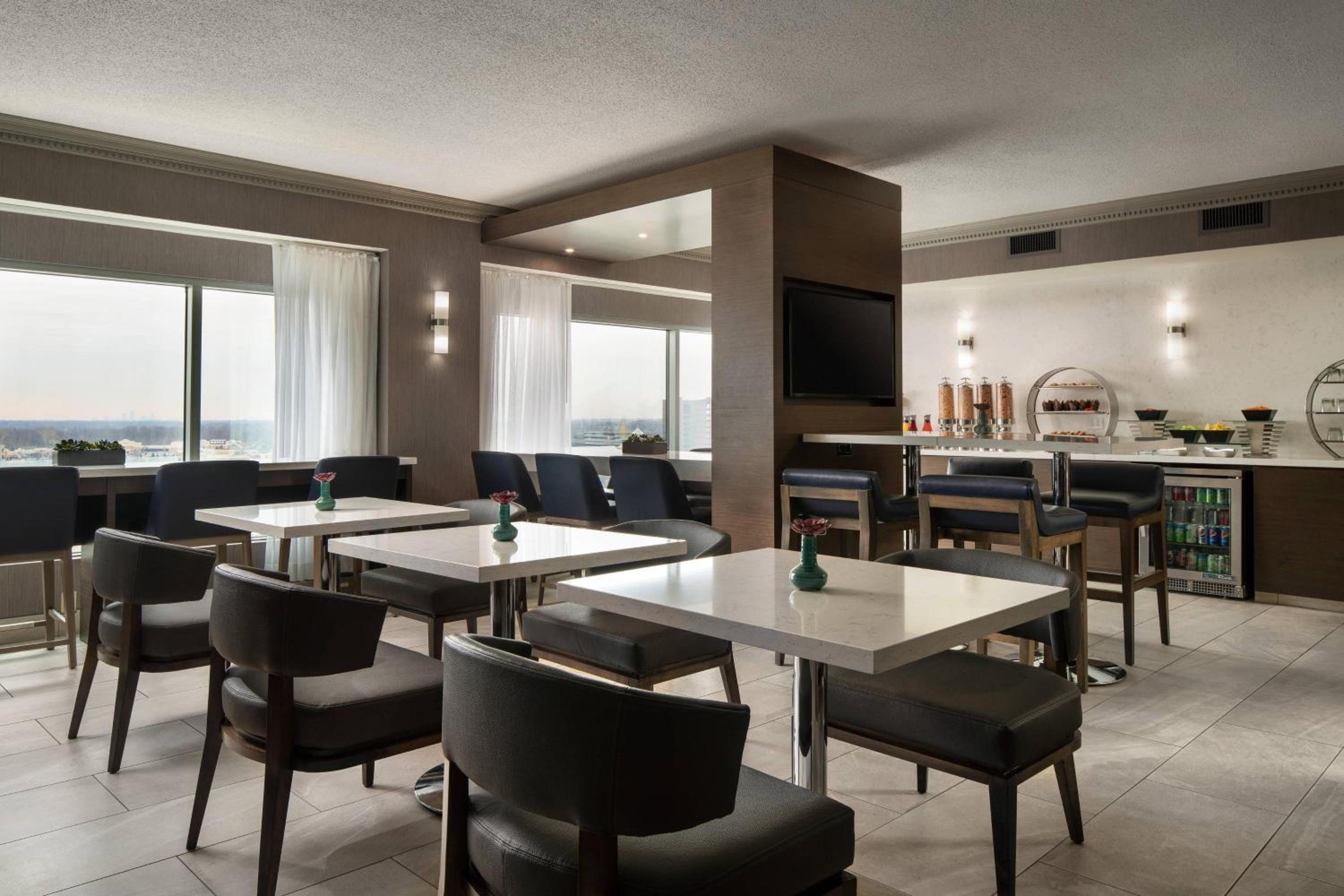 Standard Room - Concierge Level