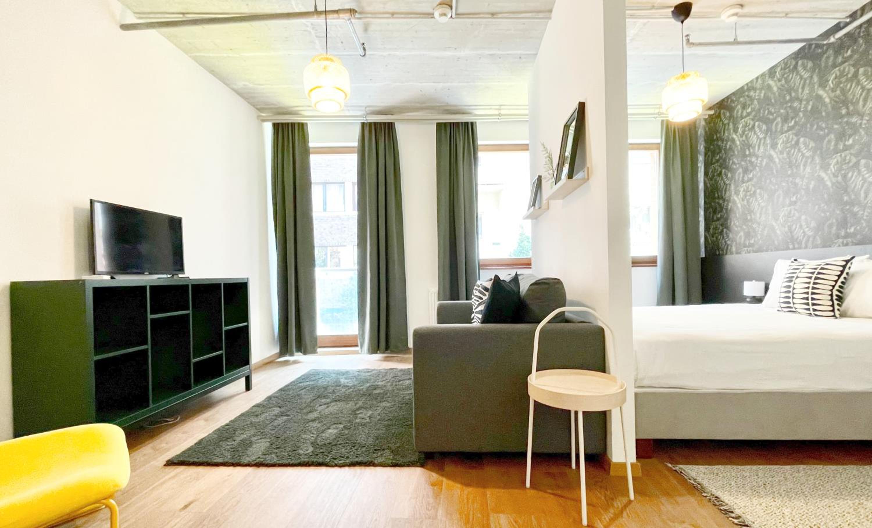 One-Bedroom Apartment