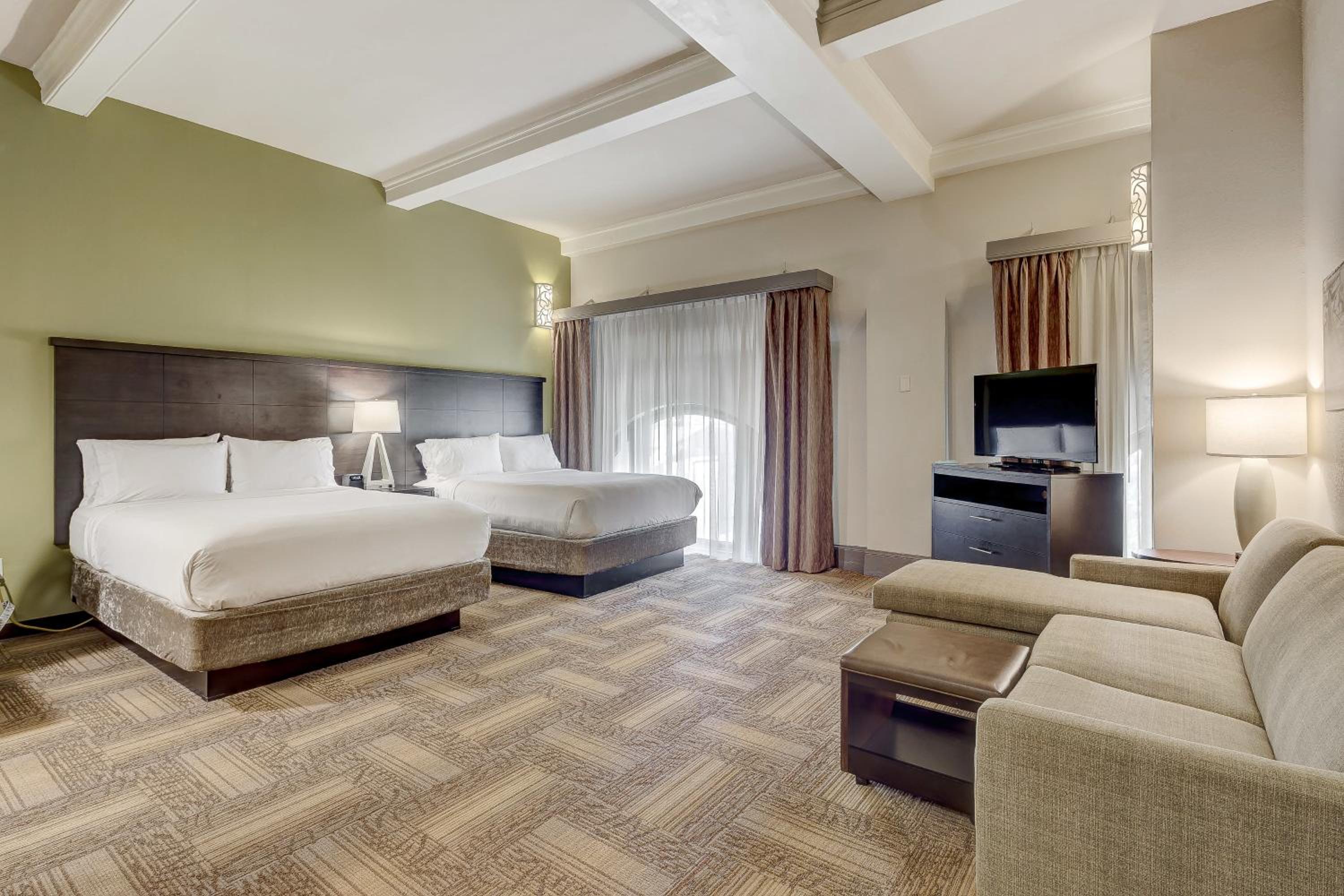 Studio Queen Suite with Two Queen Beds - Communications Accessible