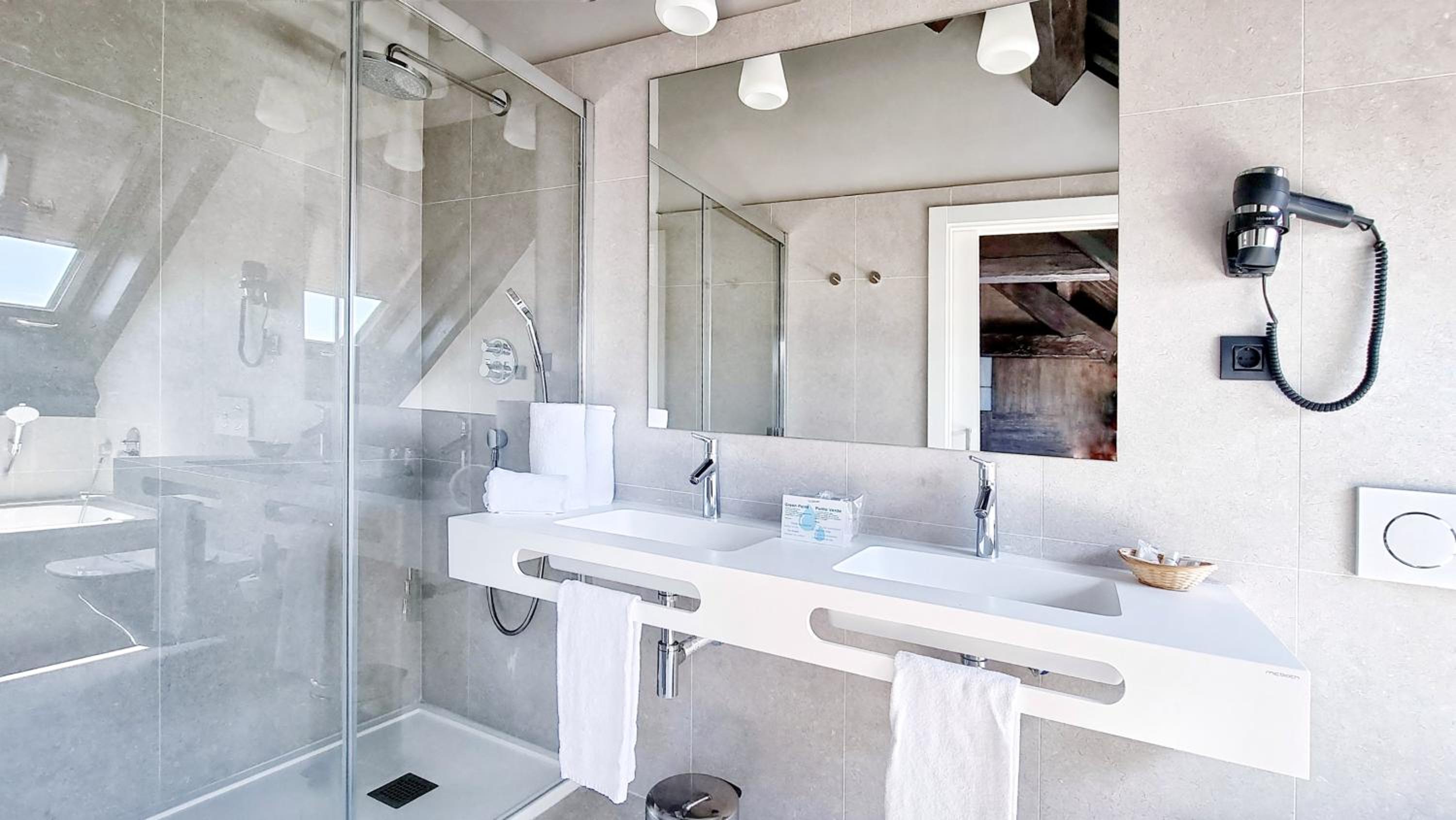 Triple Penthouse Room