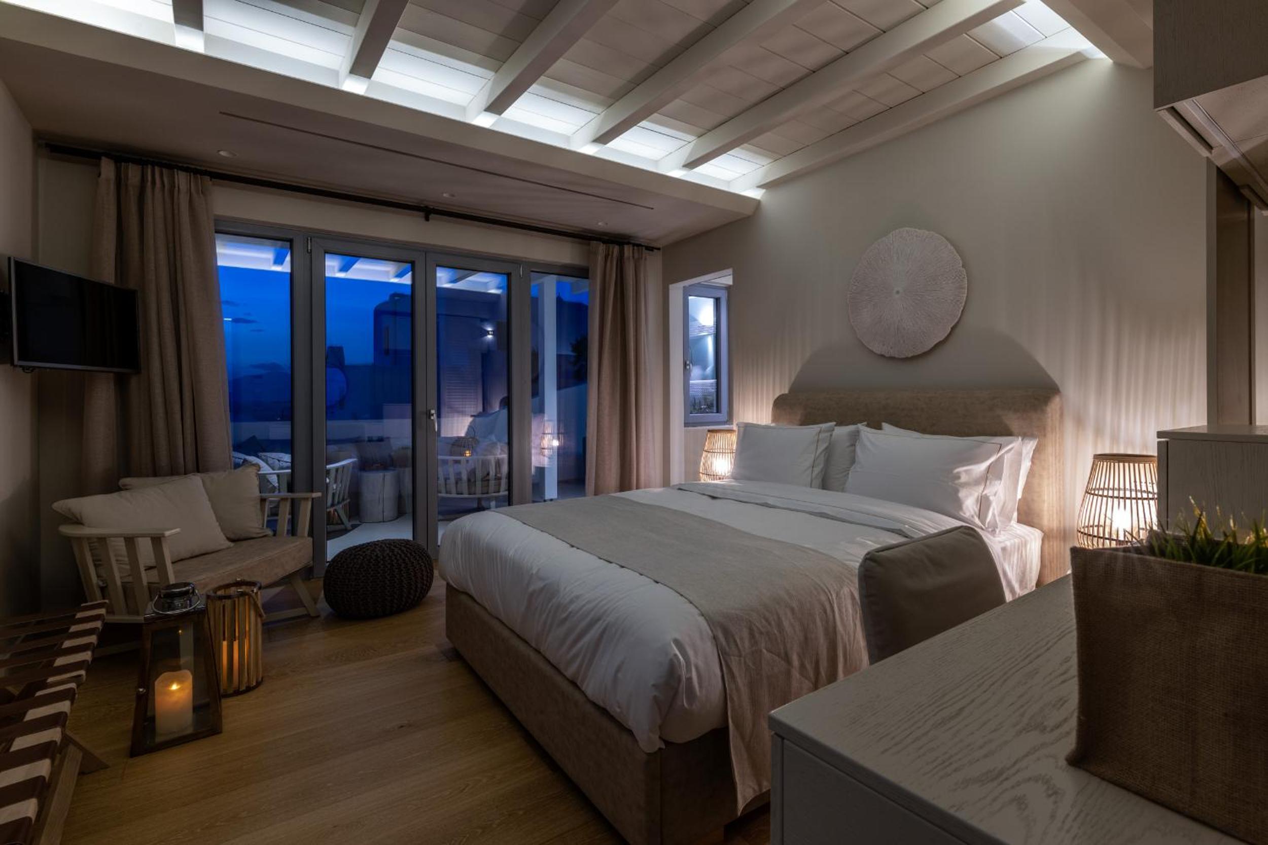 Deluxe Suite with Sea View