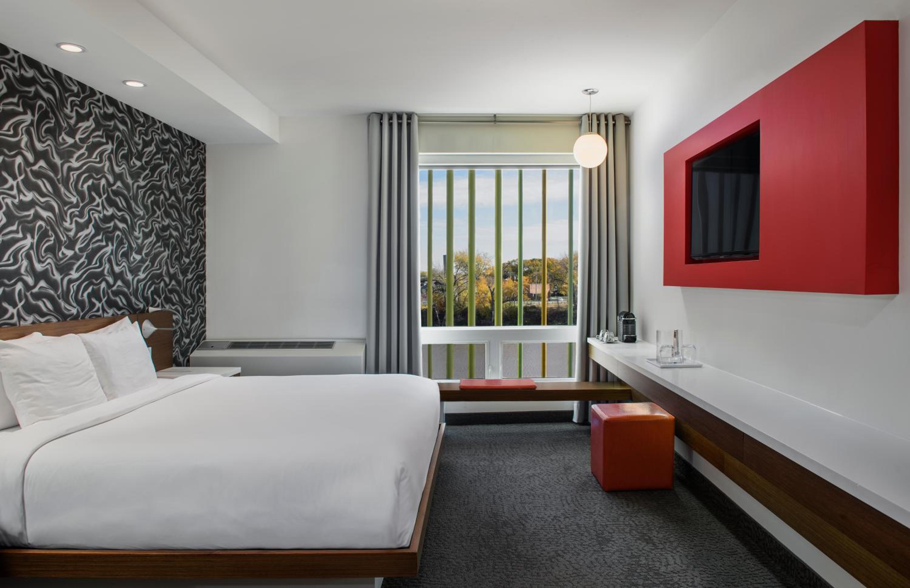 King Room with River View - Upper Level