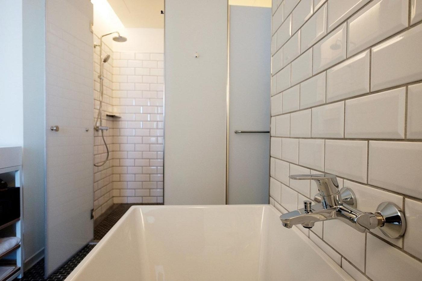 Extra Large King Room