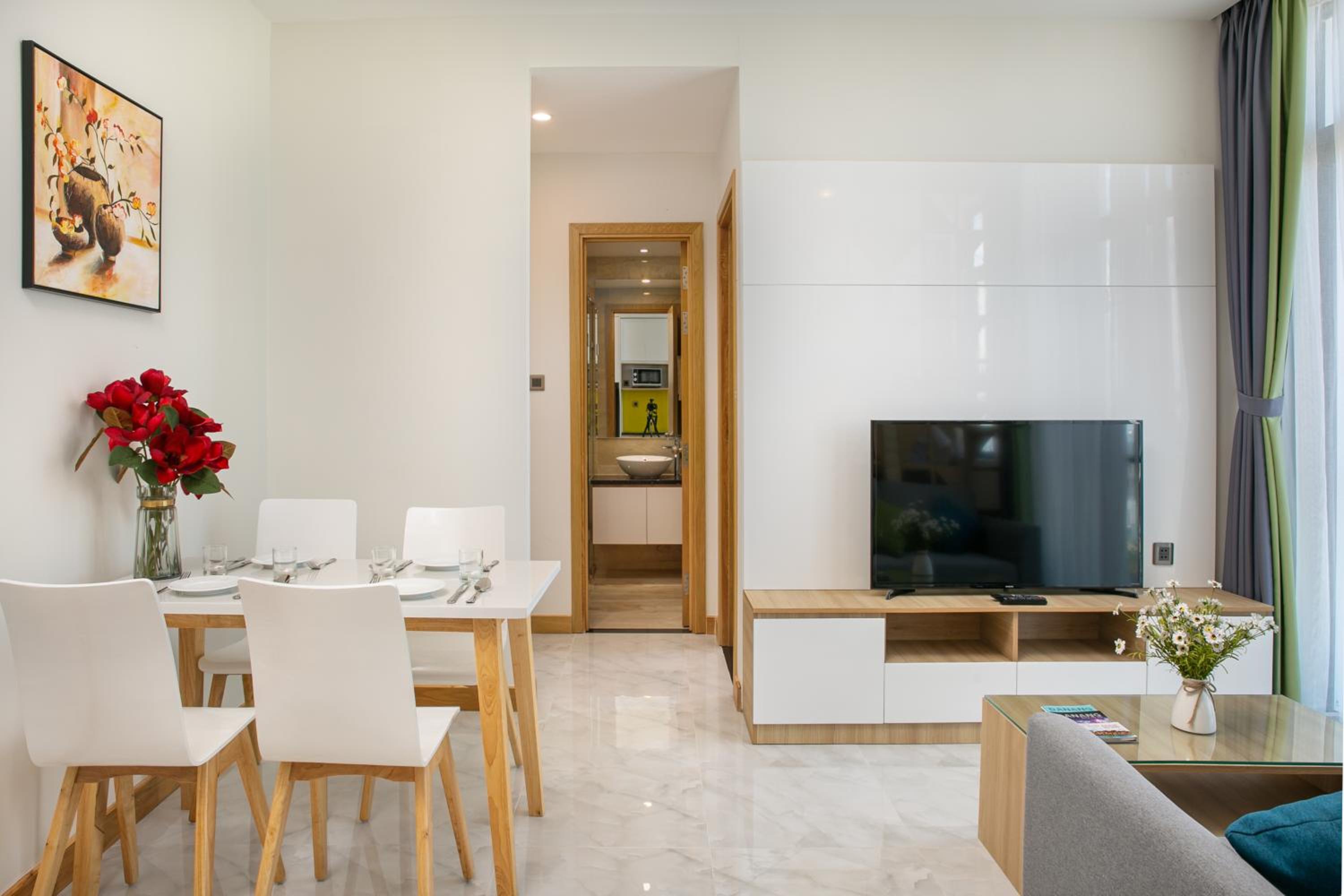 One-Bedroom Apartment