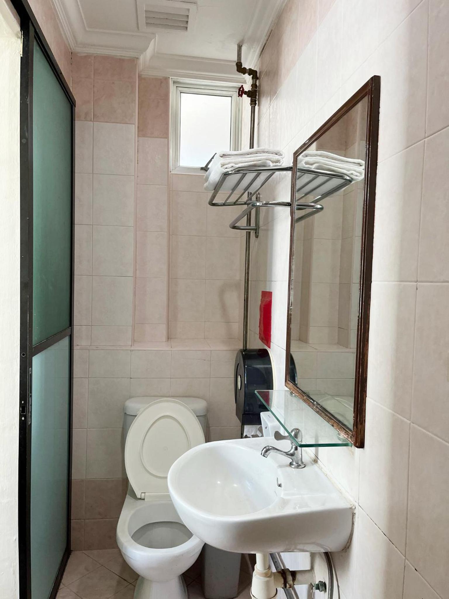 Standard Double Room With Window