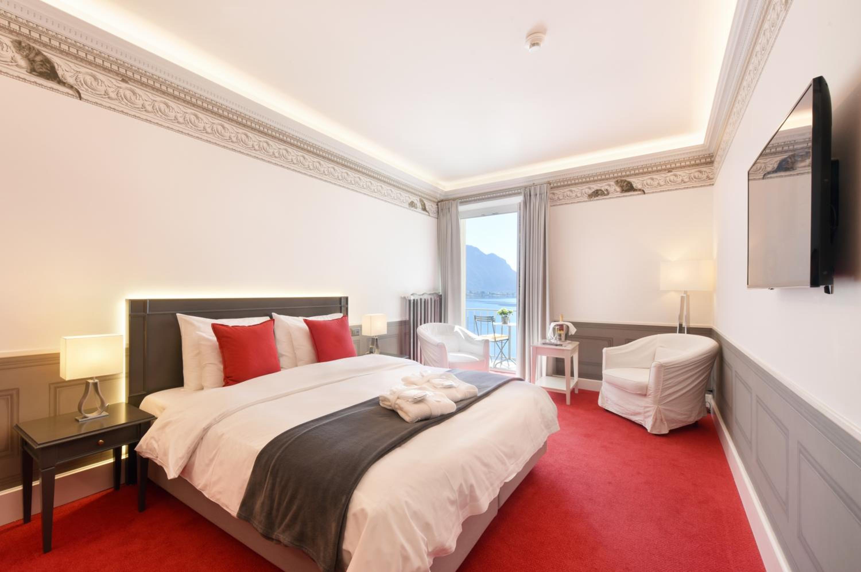 Superior Double or Twin Room with Lake View