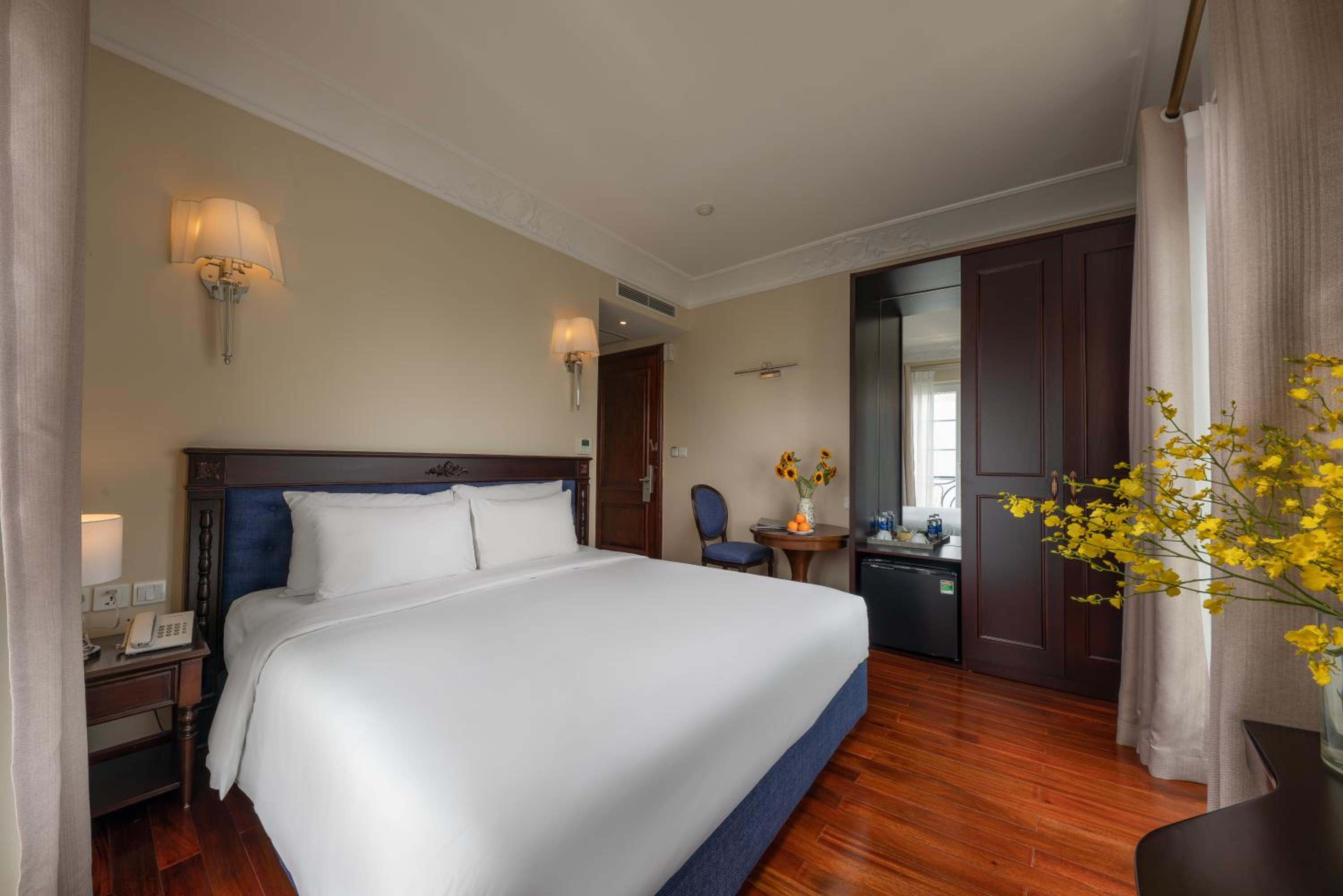 Executive  Room with Balcony and City View