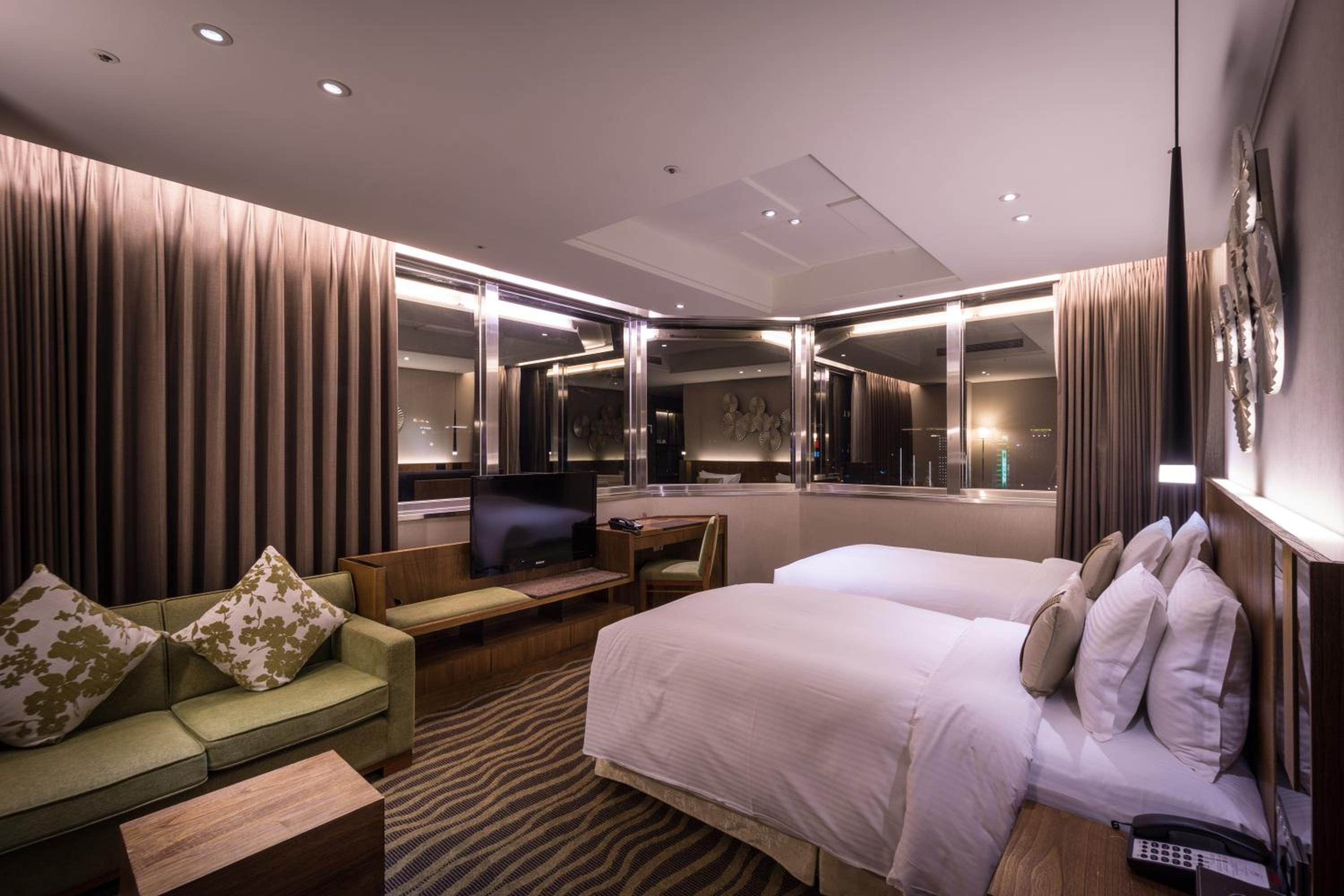 Luxury Twin Room