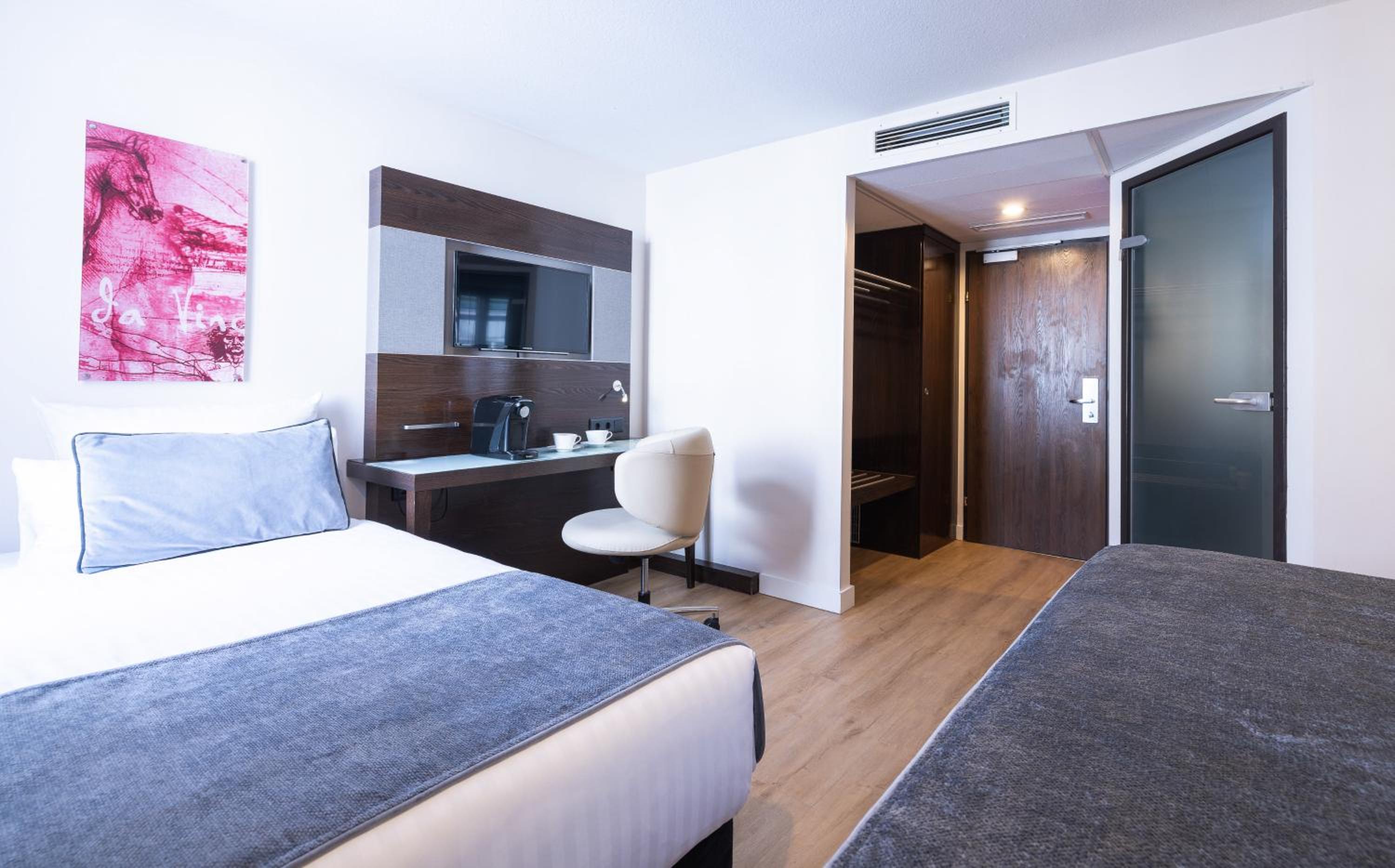 Comfort Double Room with Extra Bed