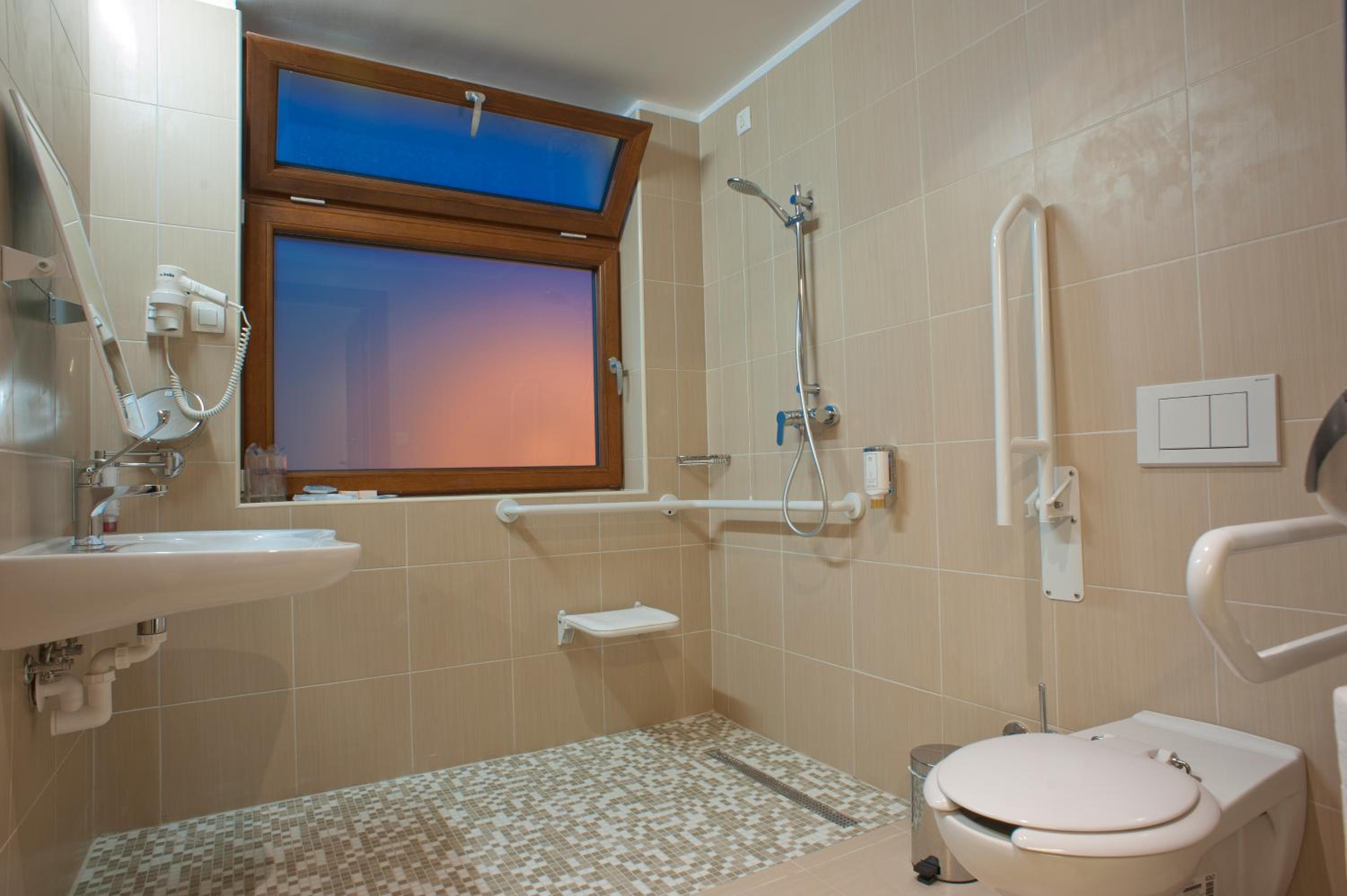 Double or Twin Room - Disability Access