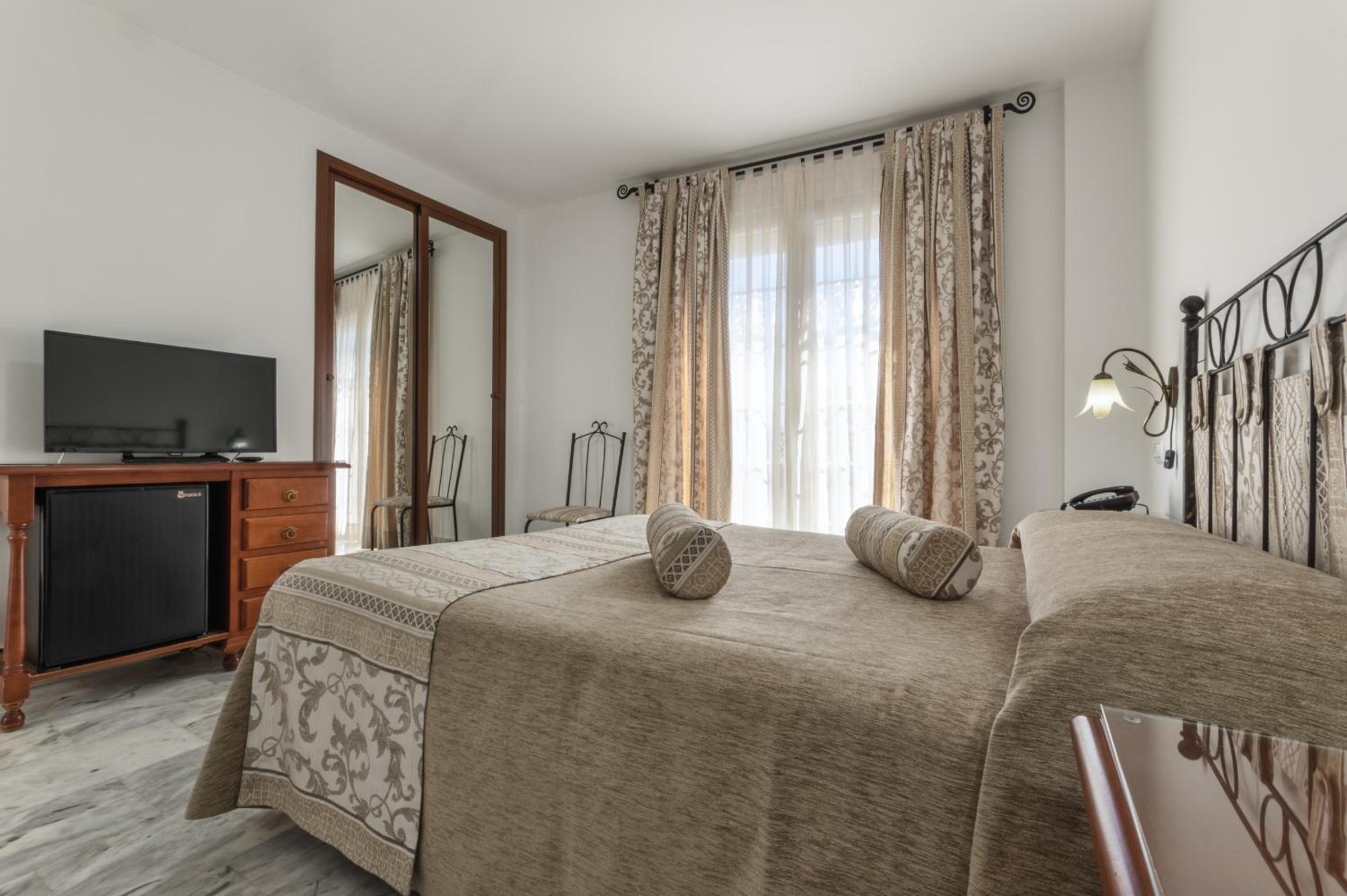 Double Room - Double Bed 