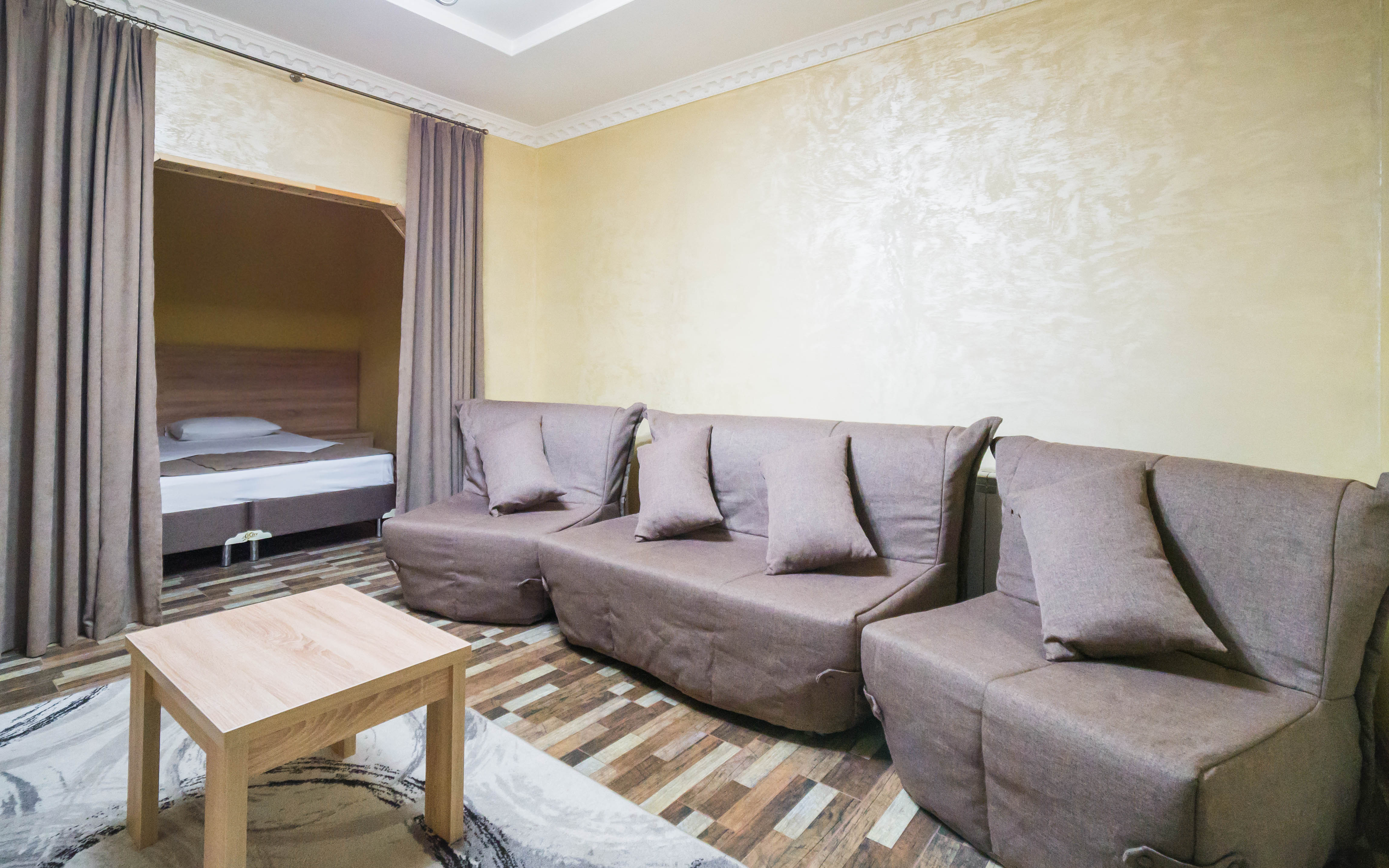 6-местный 2-комнатный номер