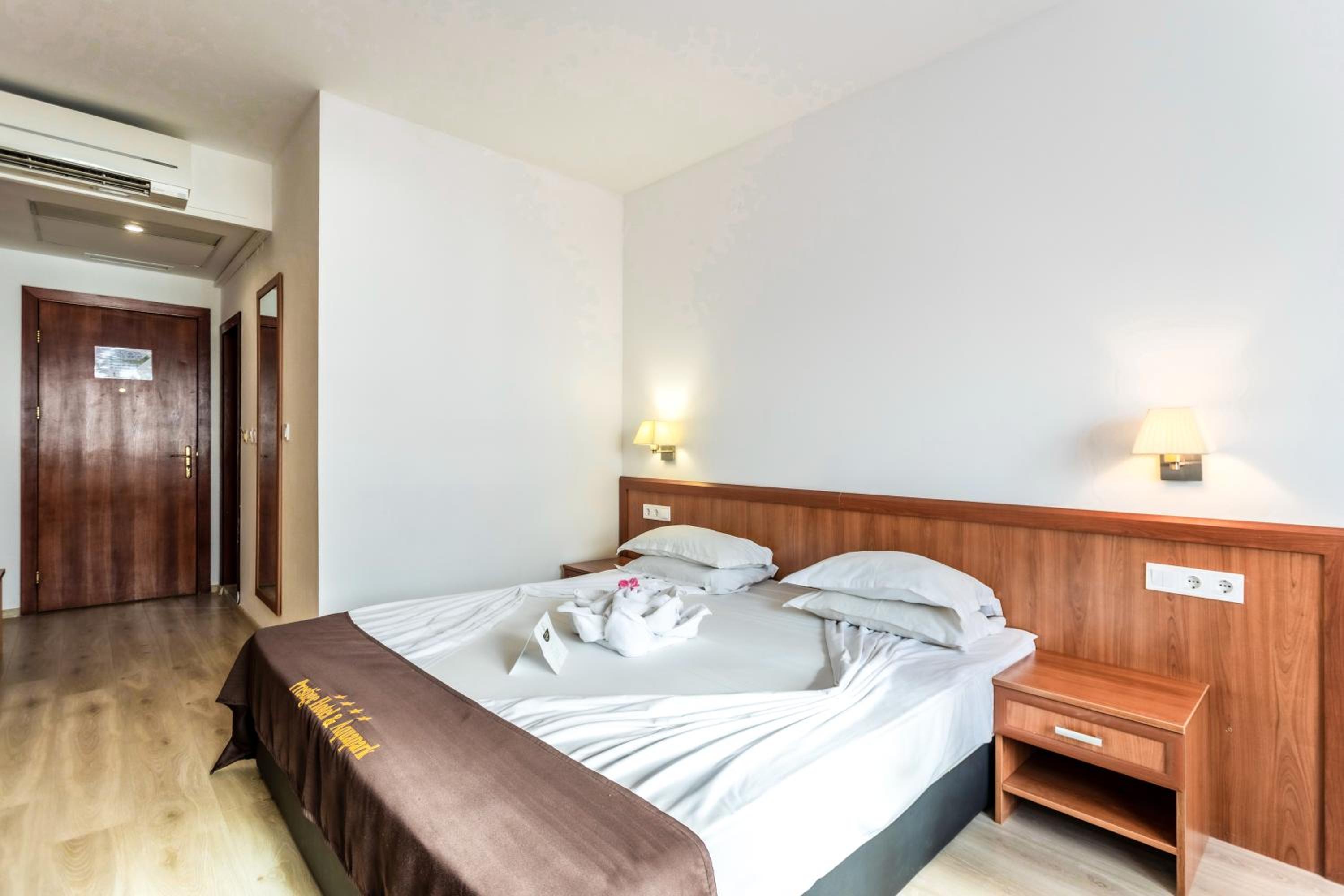 Double or Twin Room with Balcony - Free Aquapark Access