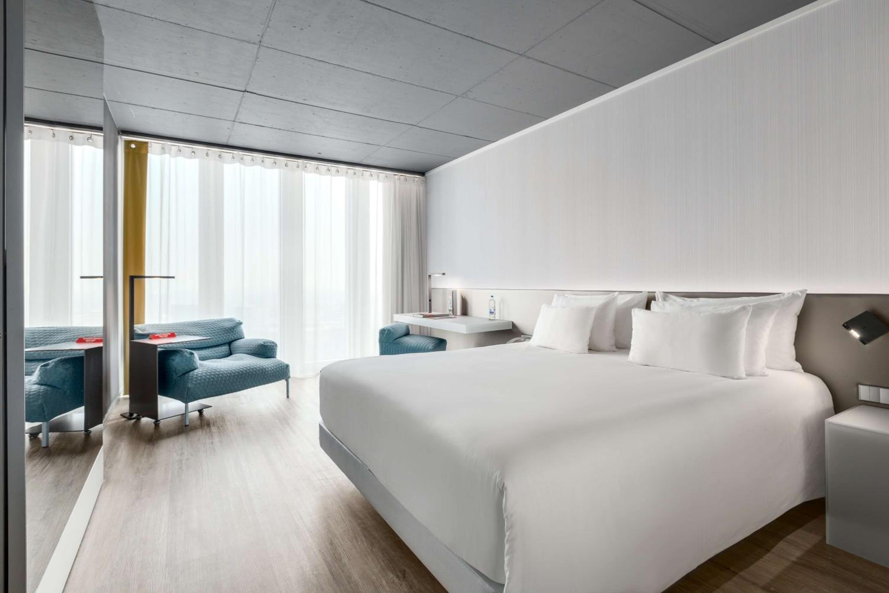 Nhow Premium Room with Sunrise View