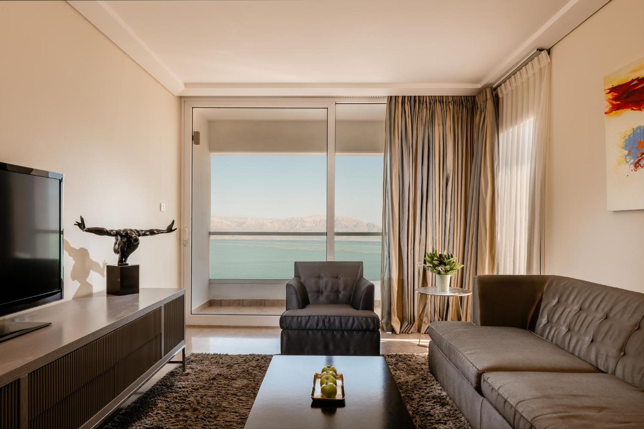 Executive Deluxe Suite with Balcony - Sea View (Adults only)