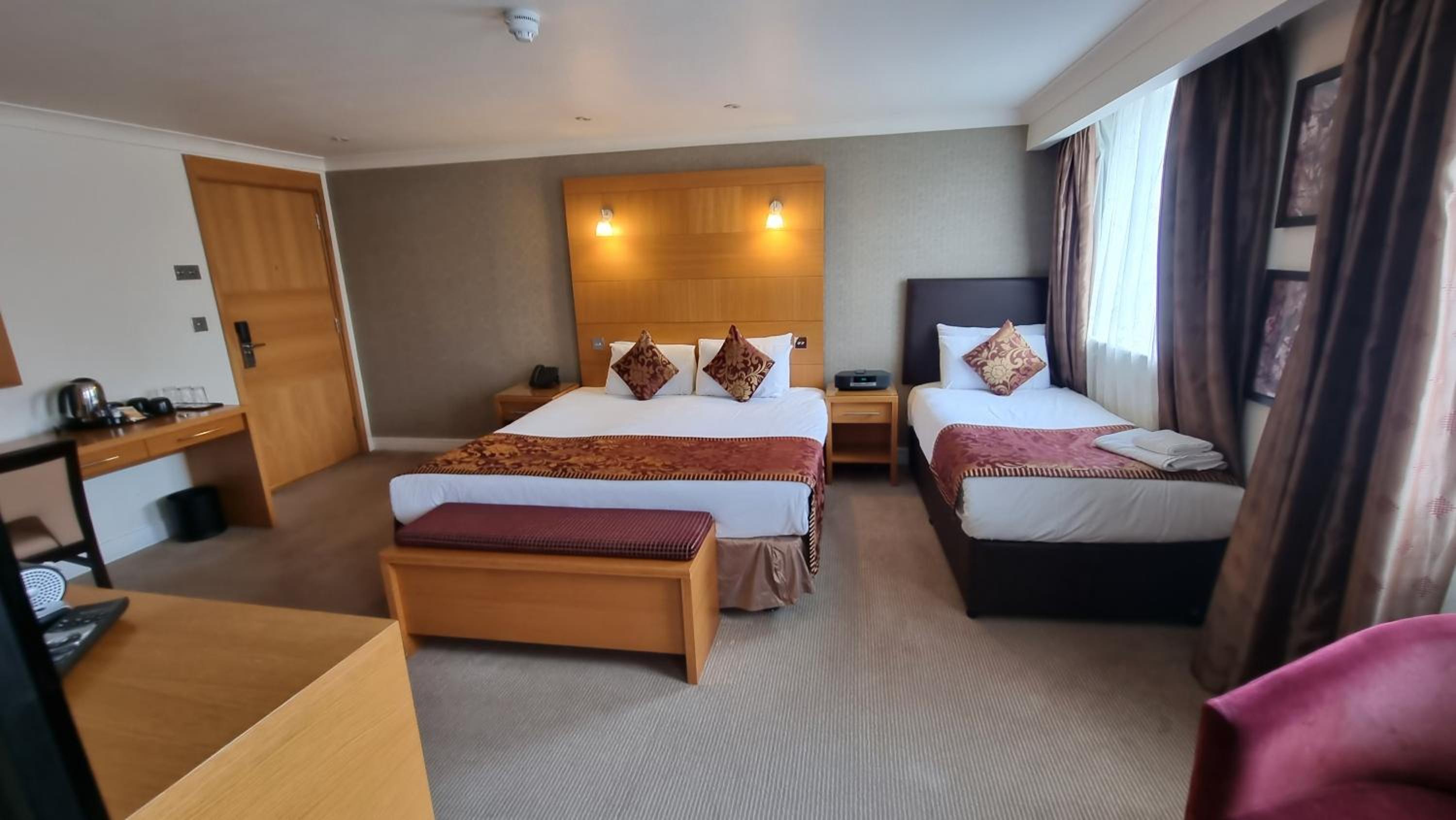 Executive Triple Room