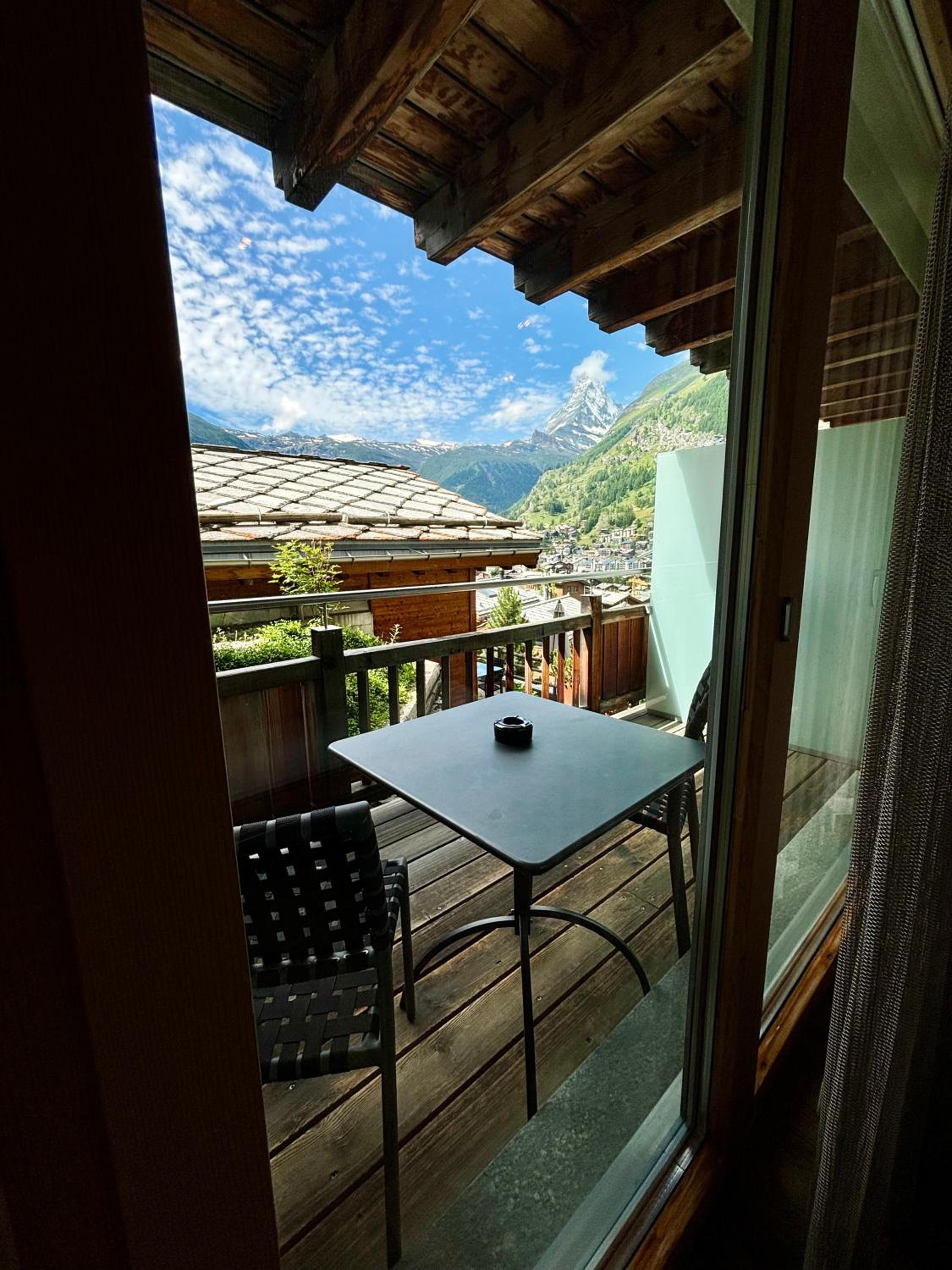 Family Room with Matterhorn View