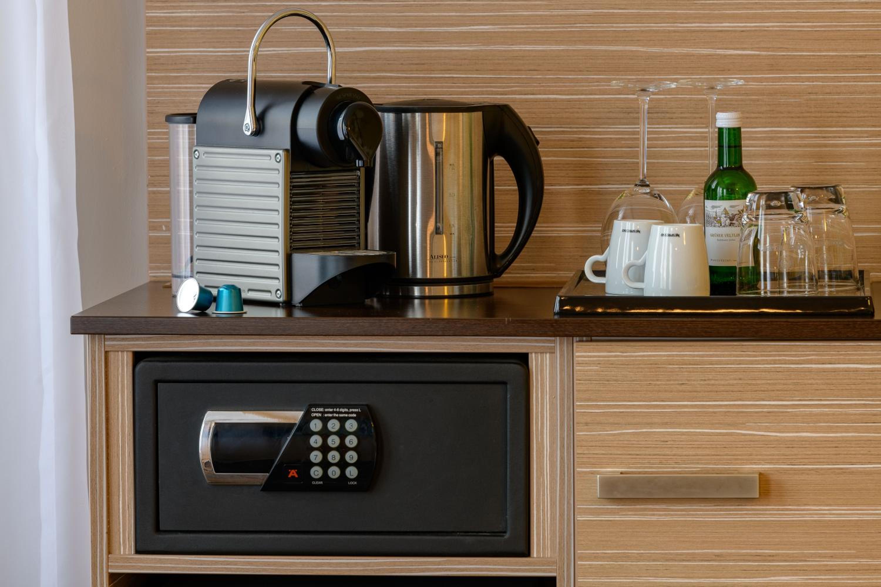 Privilege Queen Room