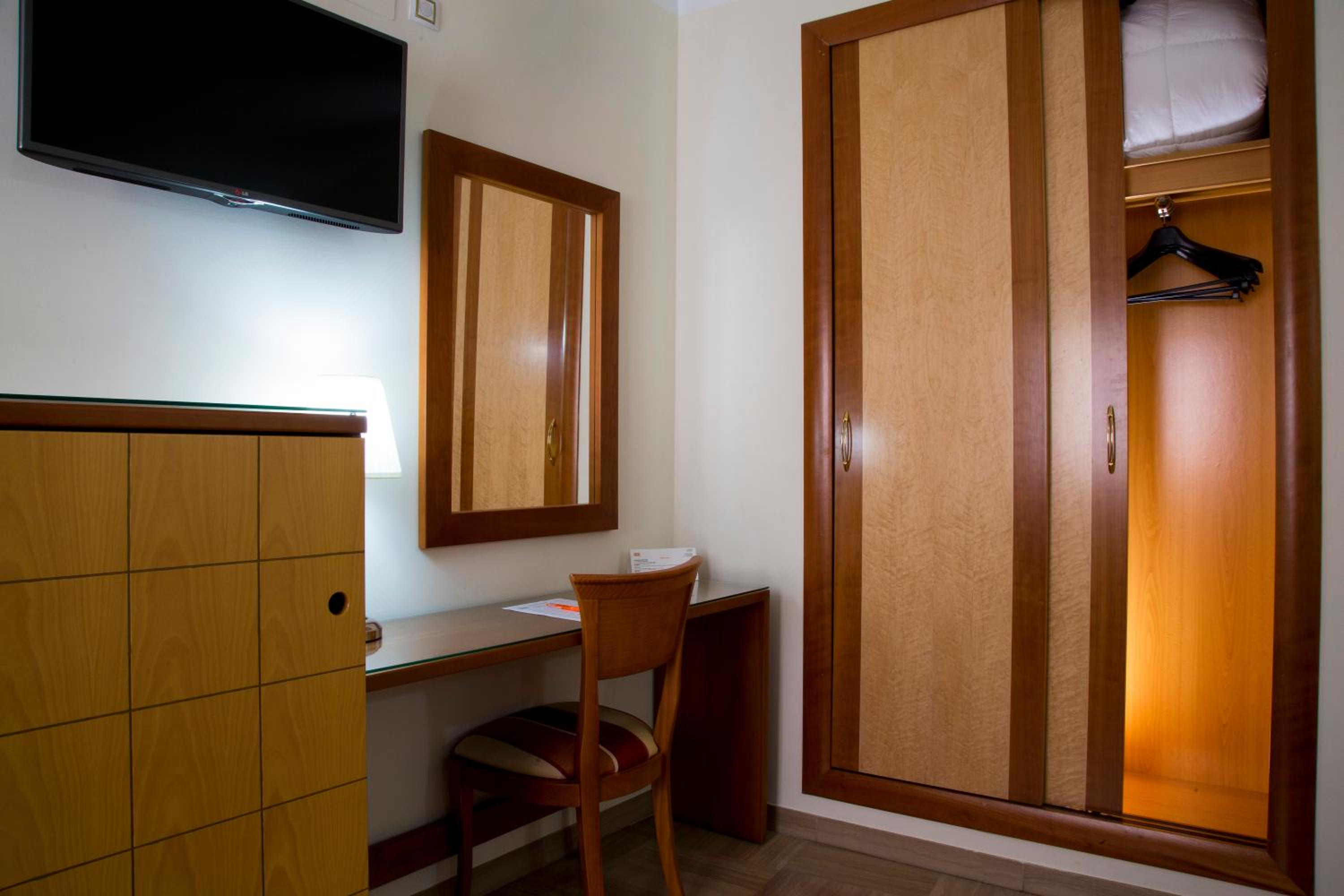 Double or Twin with Extra Bed