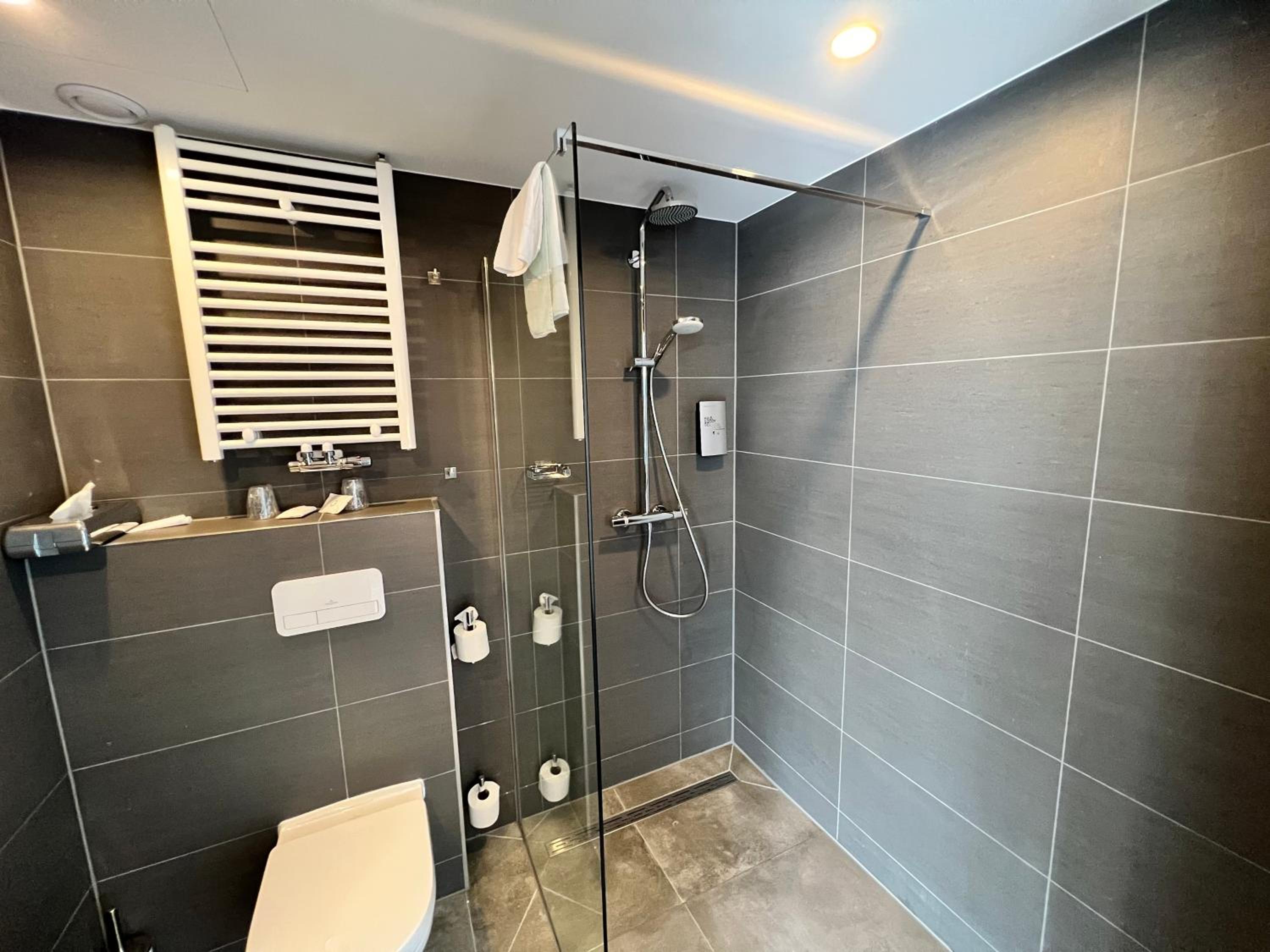 Single Room with Single Bed