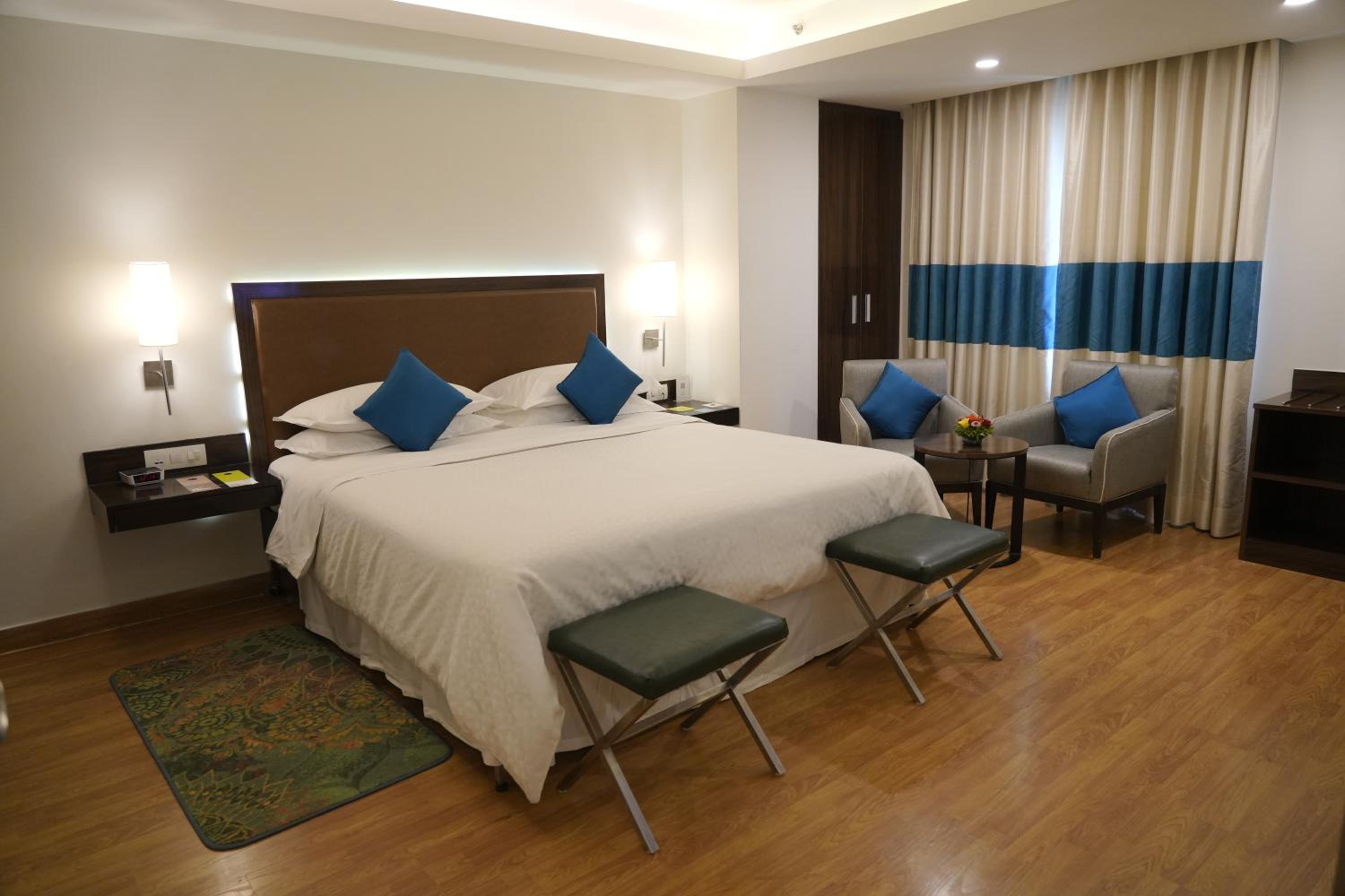 Four Points Suite 