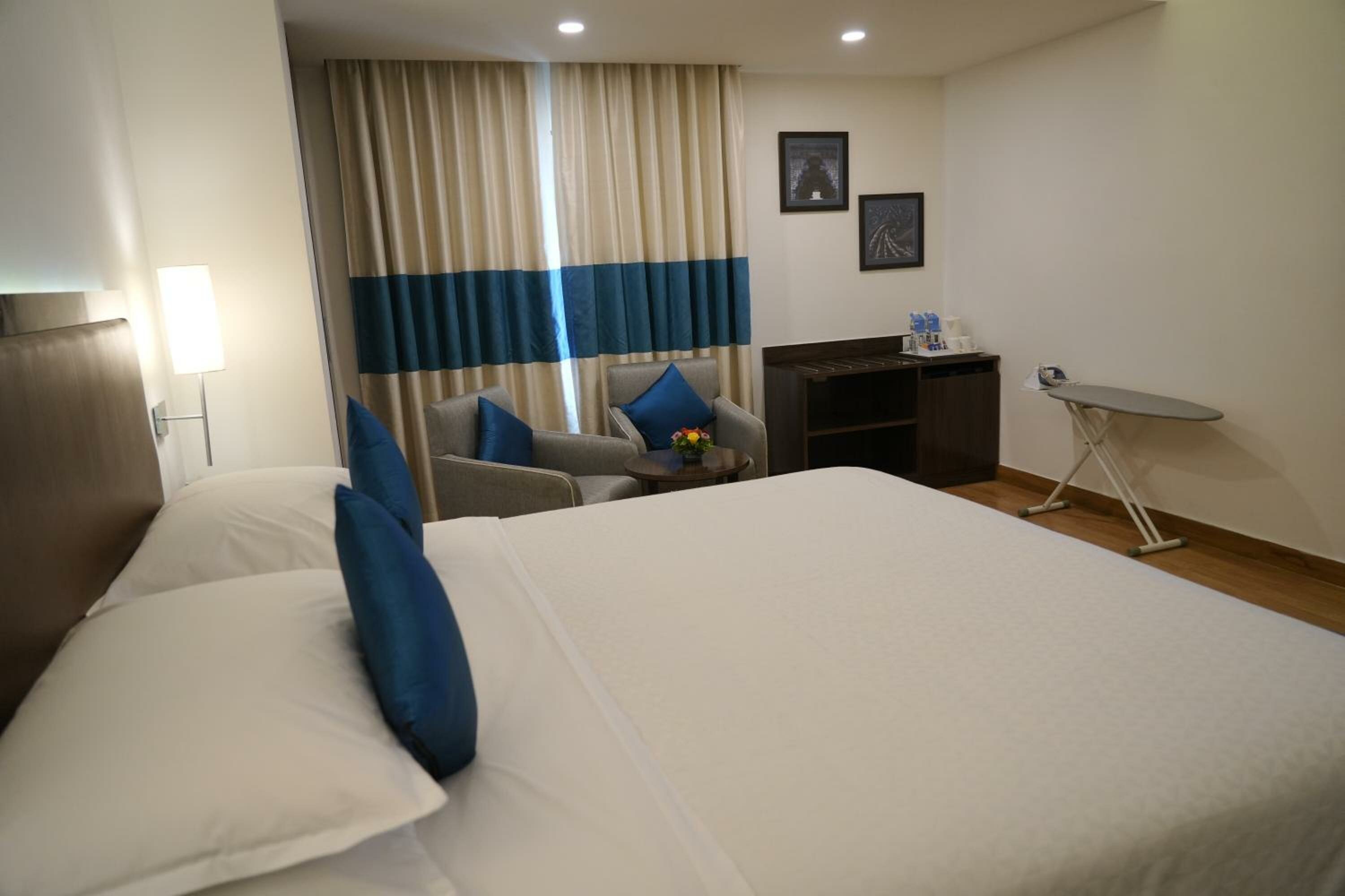 Four Points Suite 