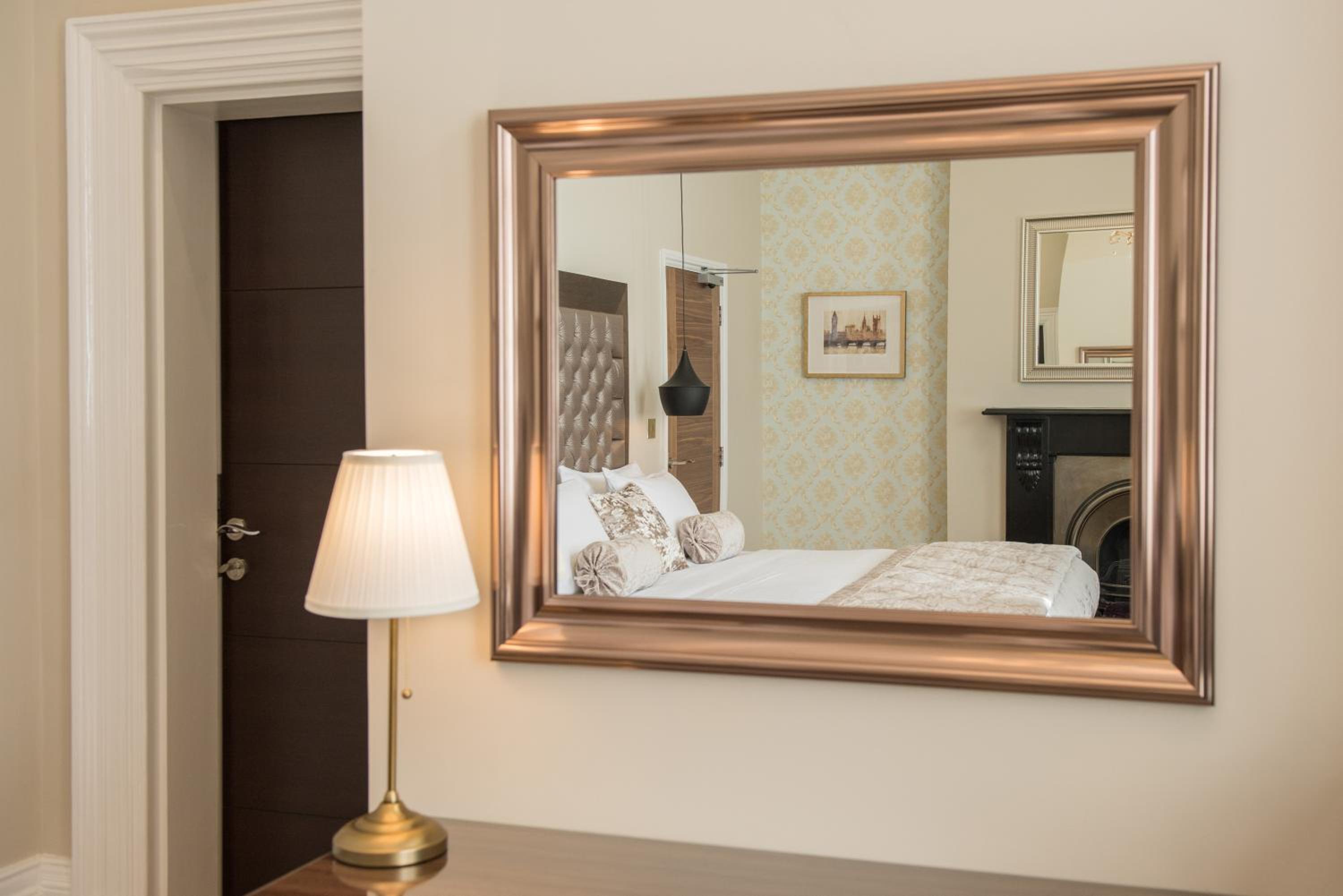 Lansbury Studio Suite