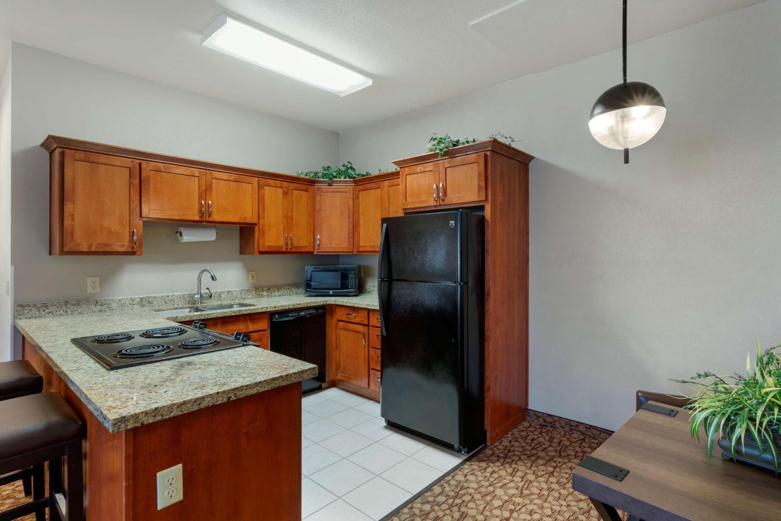 Queen Suite with Sofa Bed - Non-Smoking