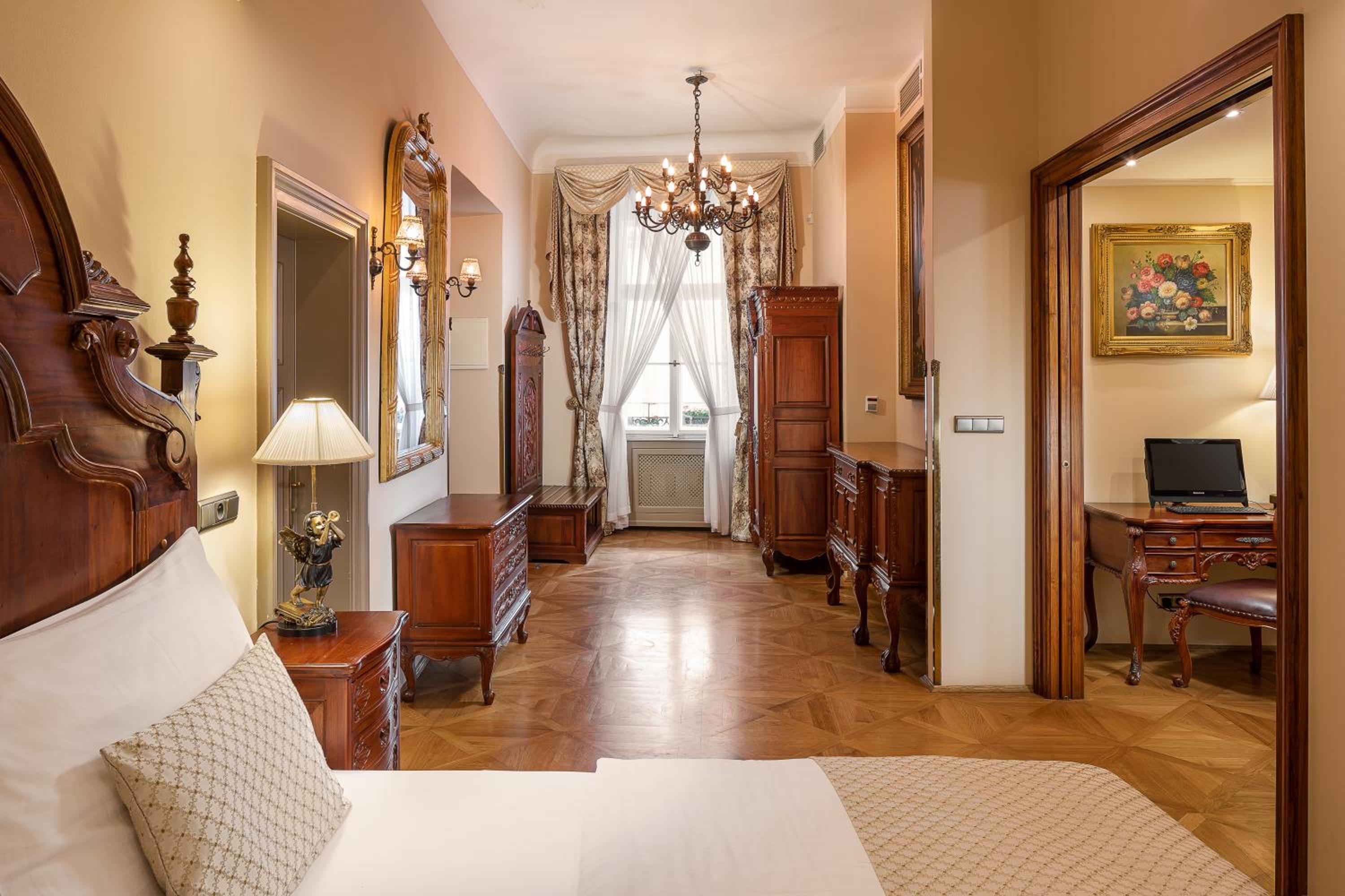 Goliath Suite