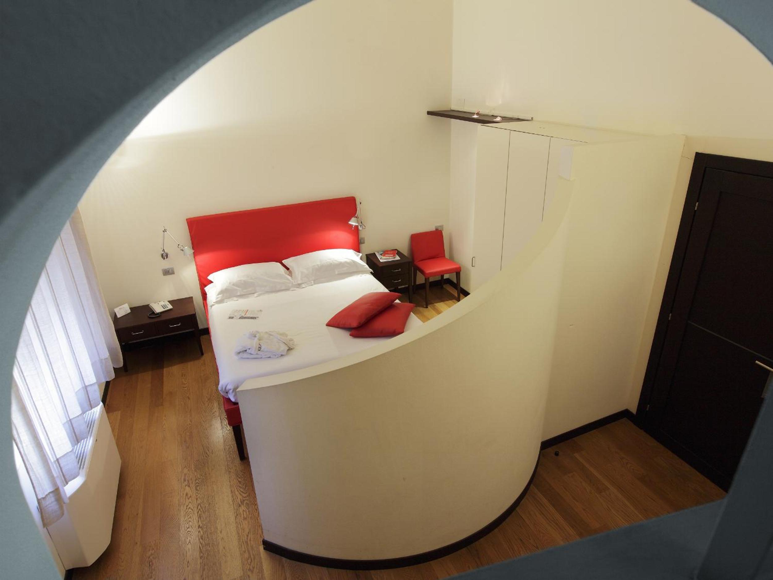Suite - Annex