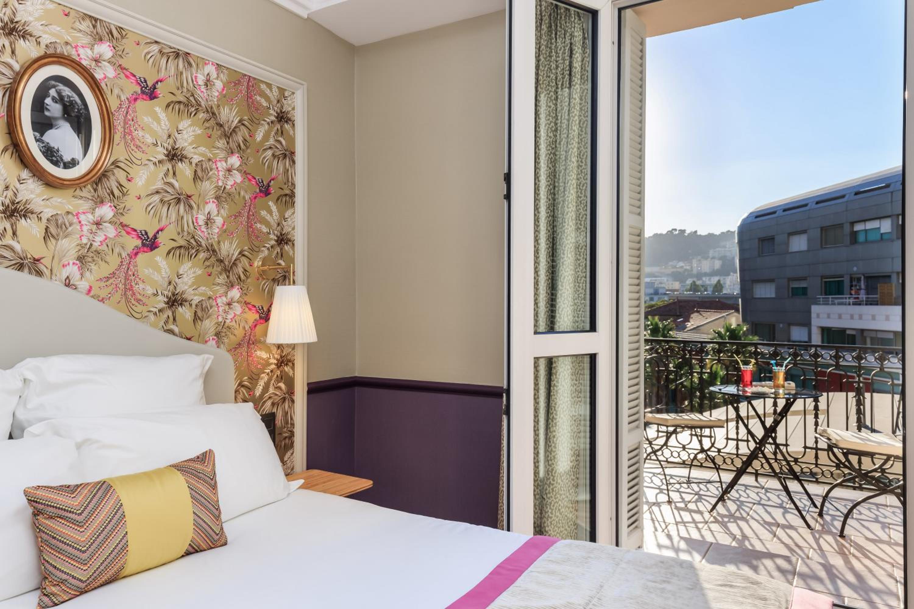 Superior Double or Twin Room with Terrace