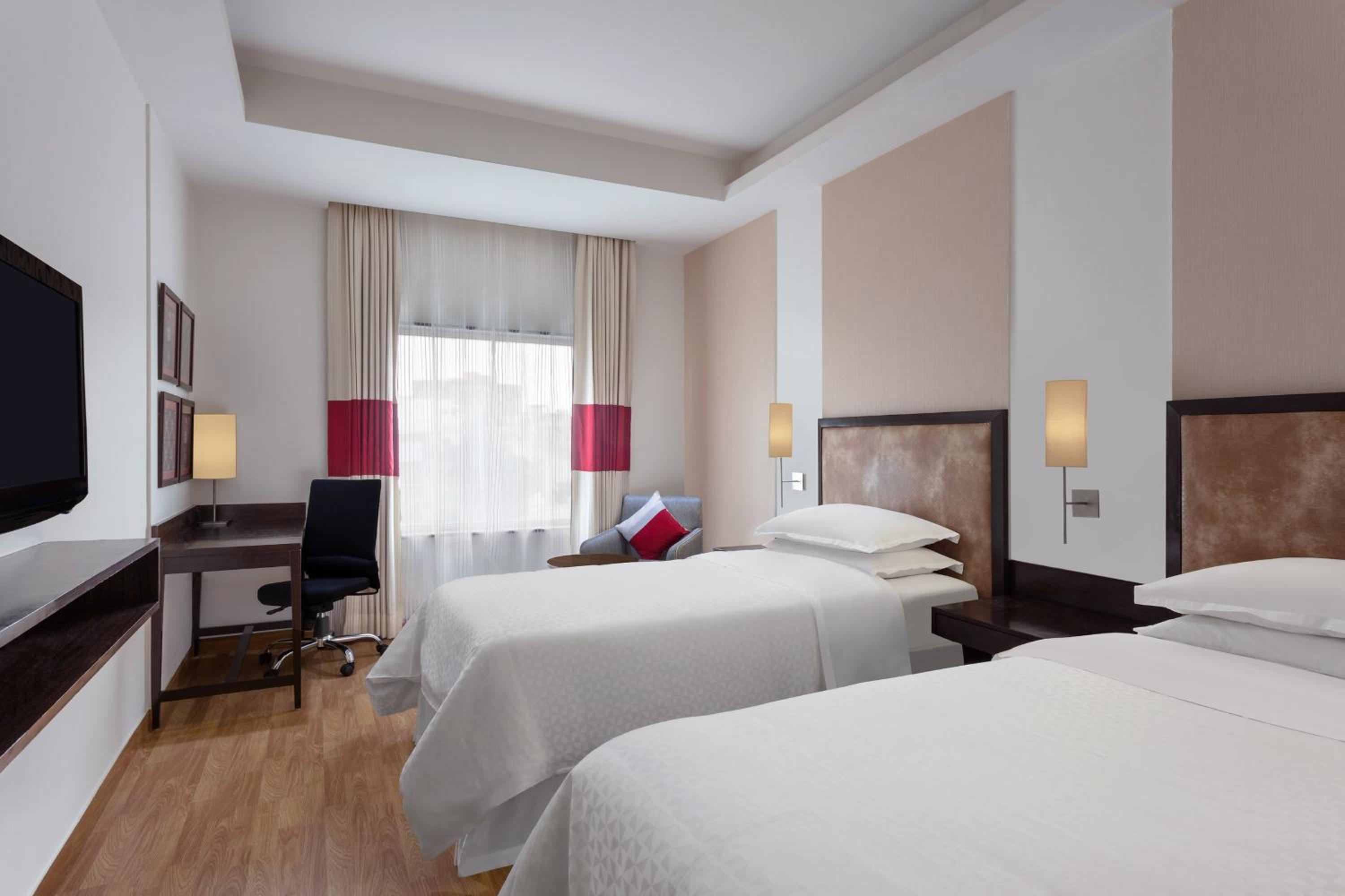 Premier Twin Room