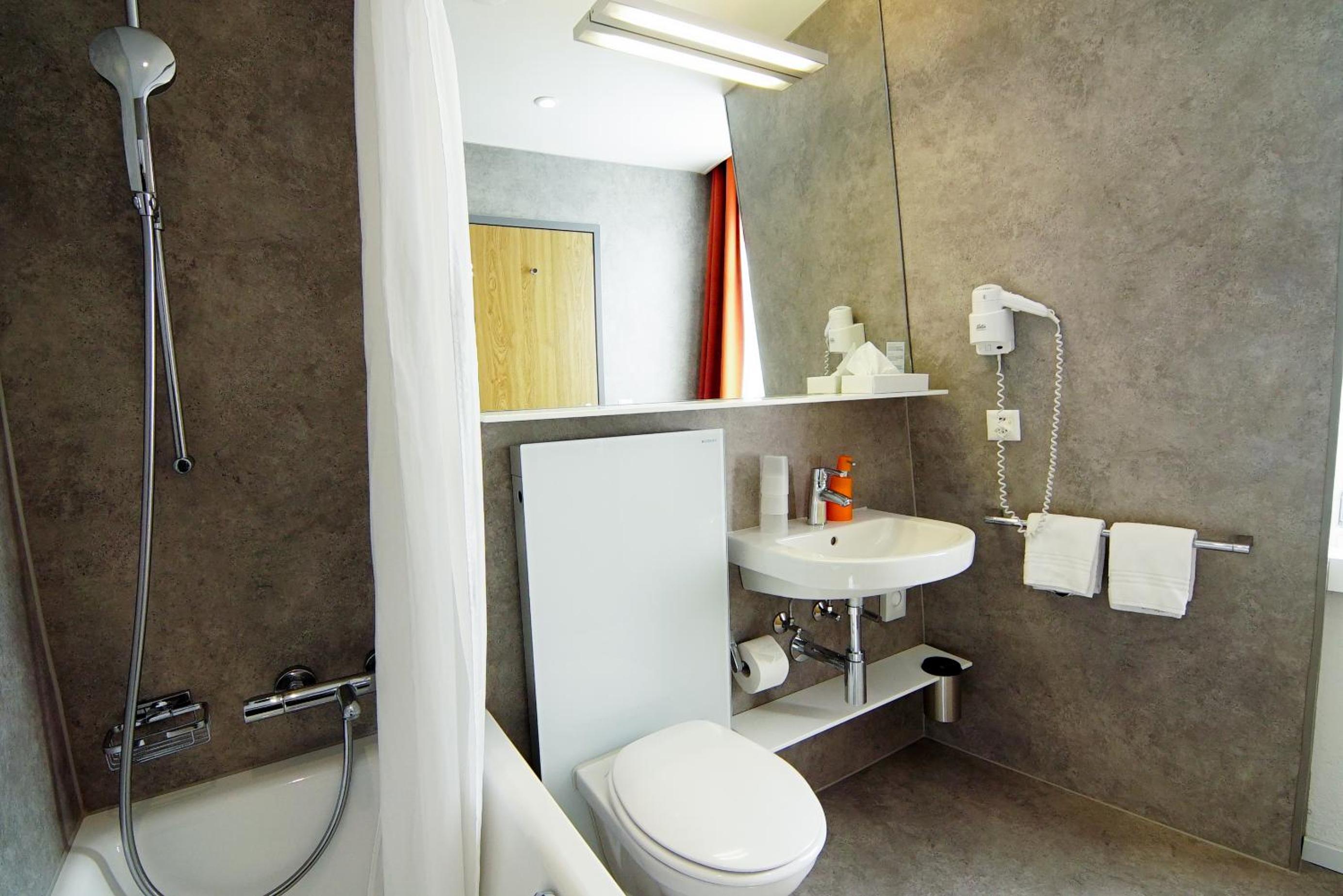 Design Twin Room