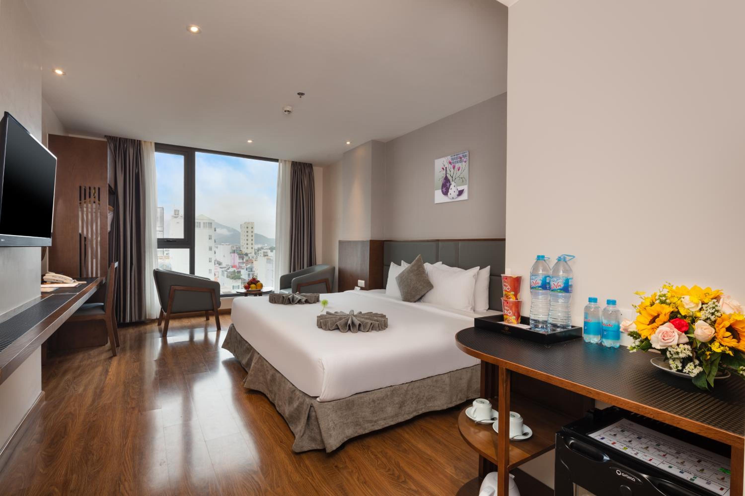 Superior Double or Twin Room with City View