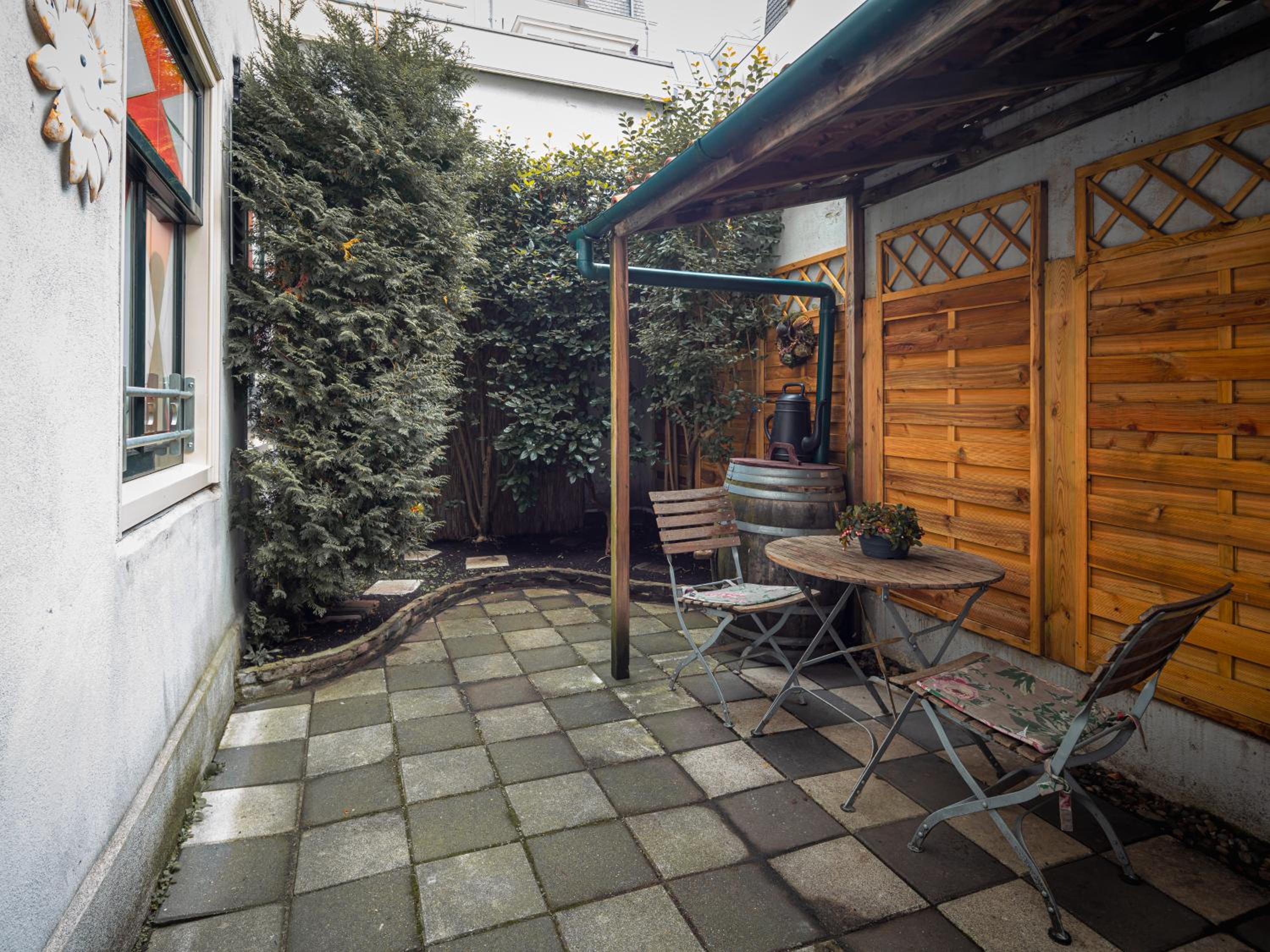 The Old Dutch 'Suite'