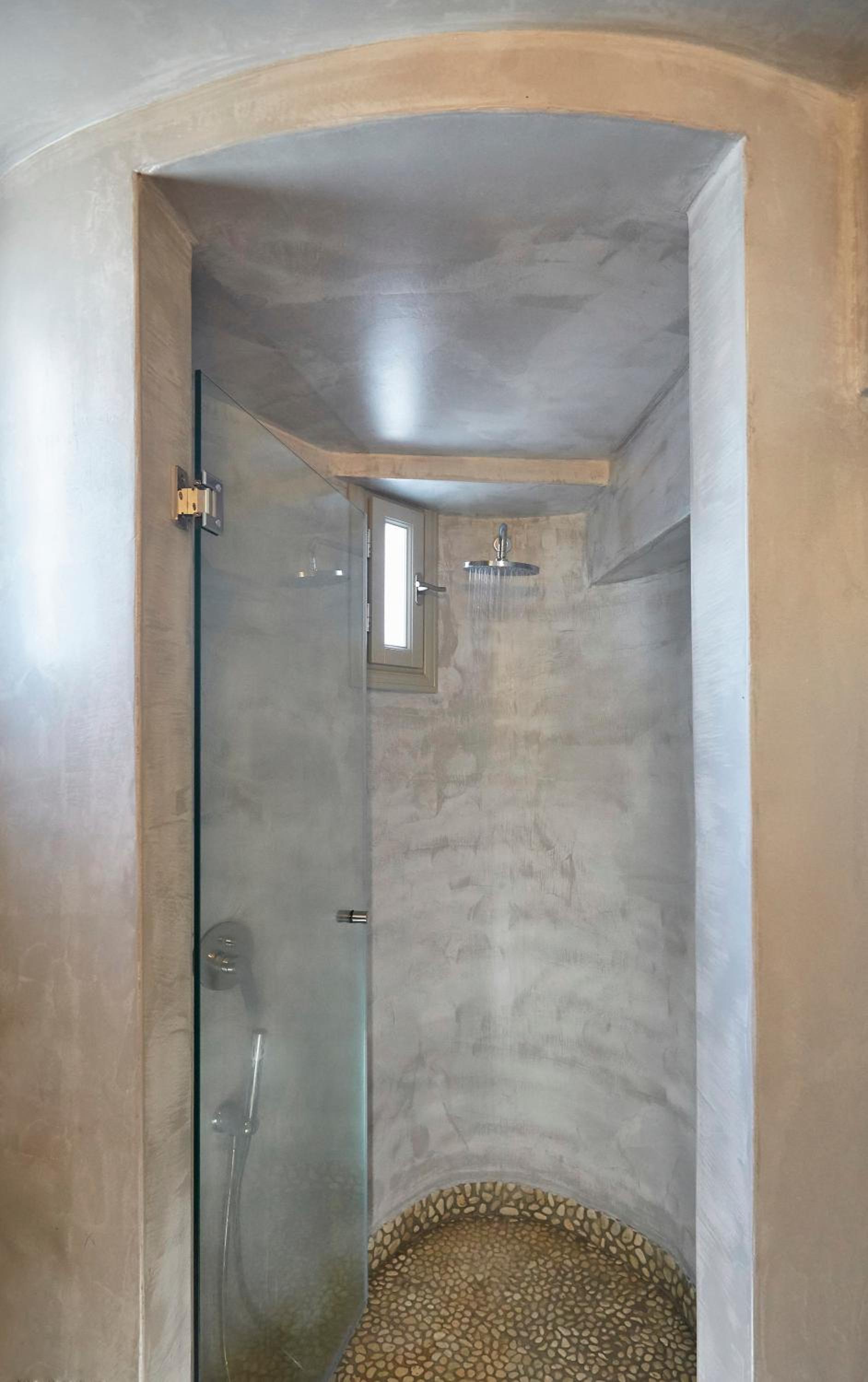 Executive 2BD Suite with Sea View & outdoor Jacuzzi